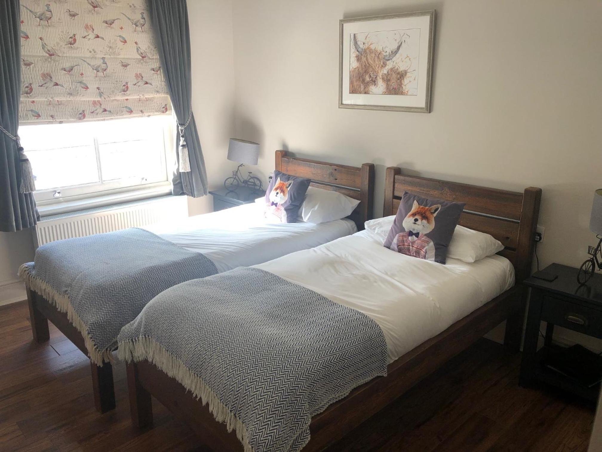 Family Room (2 Adults + 2 Children) photo 1