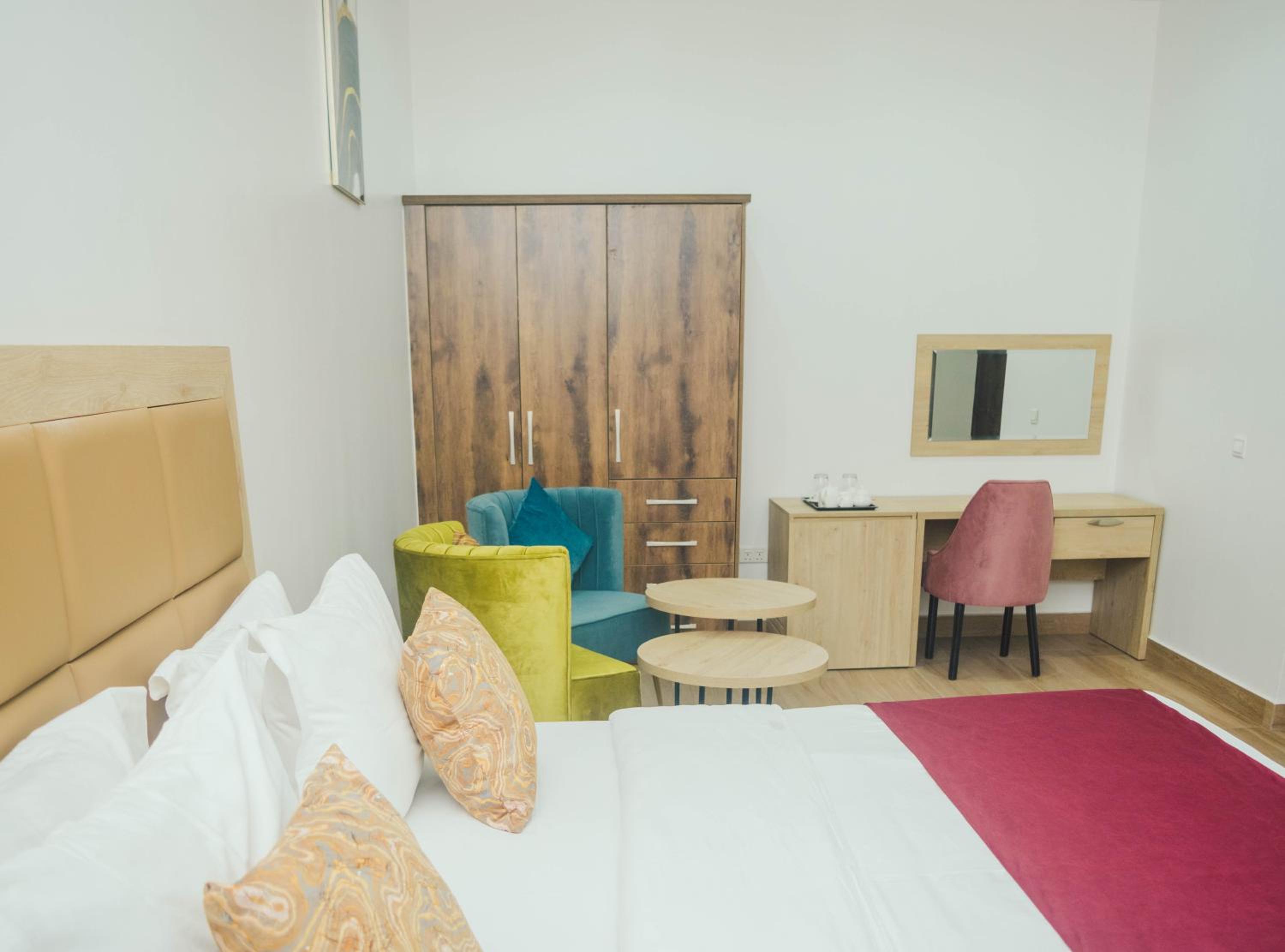 Deluxe Suite photo 1