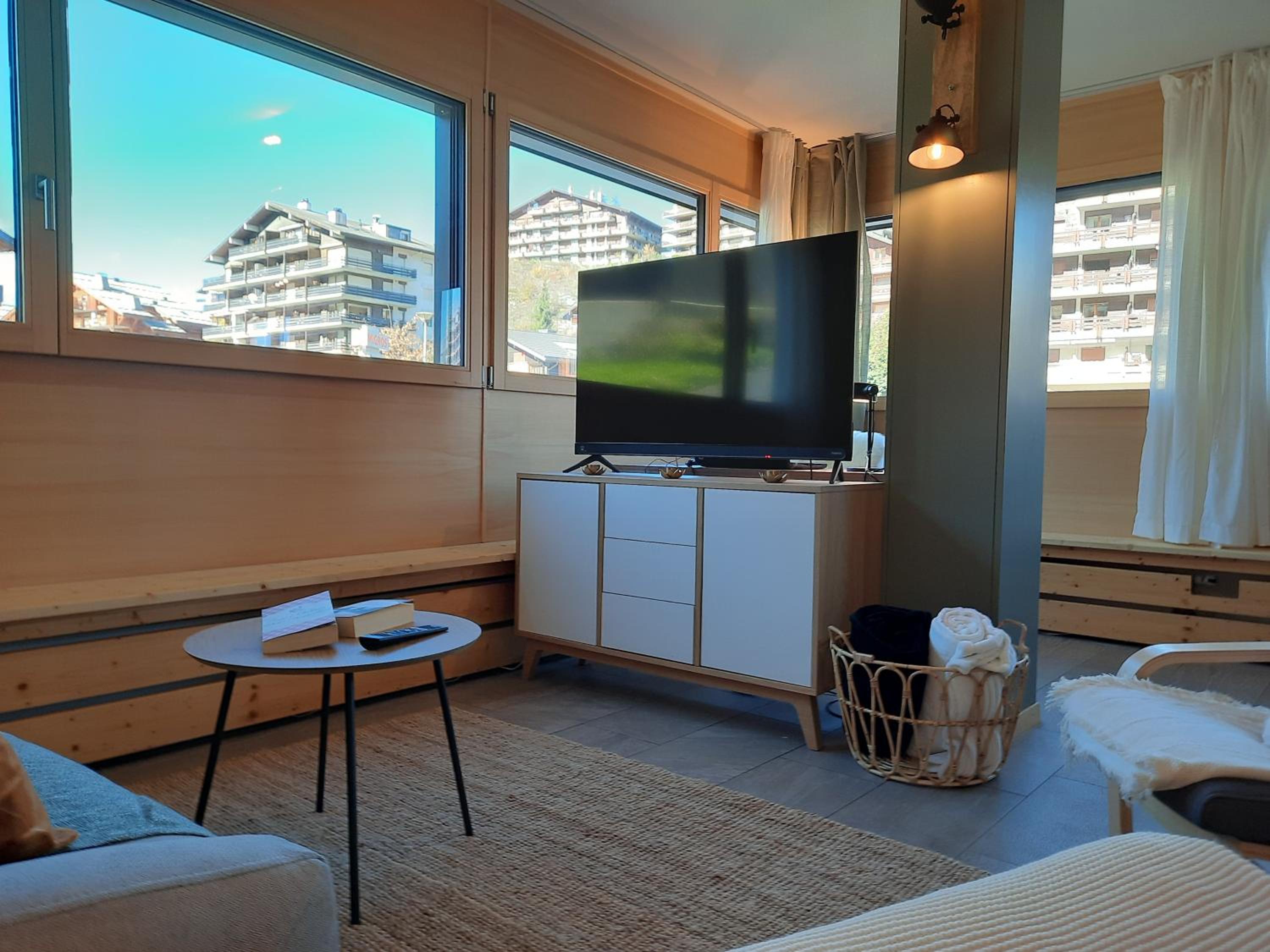 Two-Bedroom Apartment - Photo 4