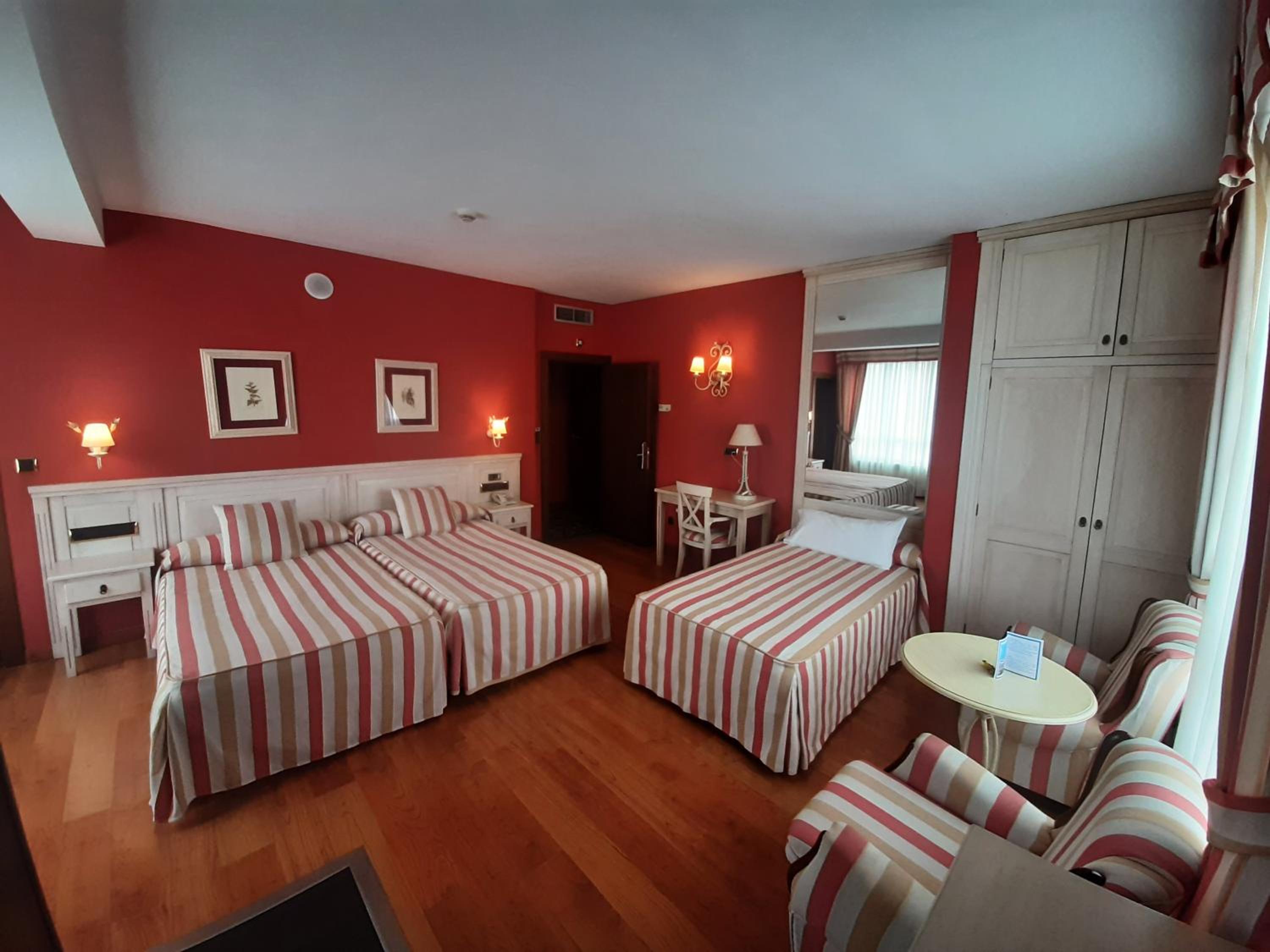 Triple Room - Photo 1