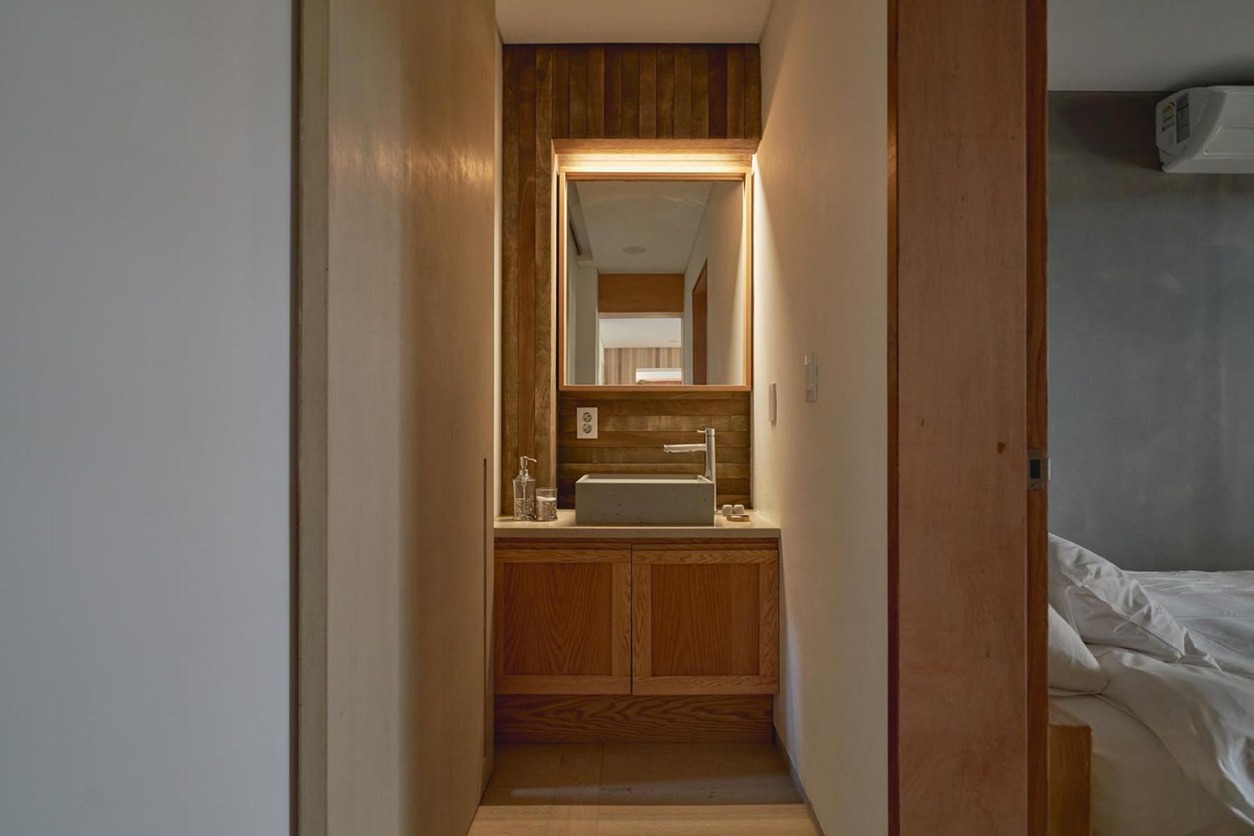 Family Suite - Photo 10