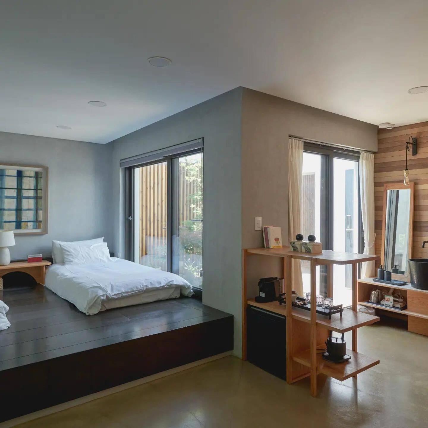Deluxe Twin Room - Photo 6