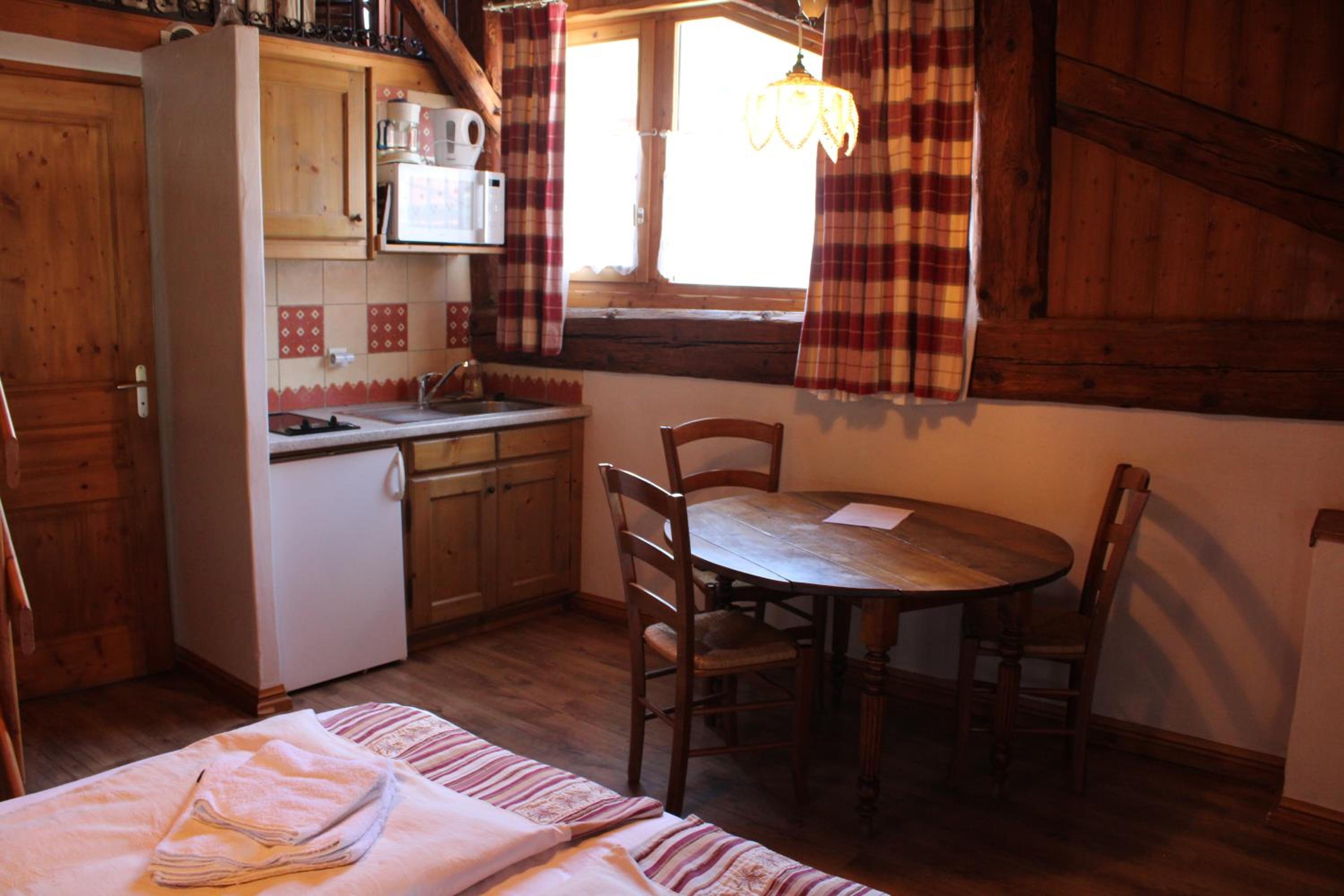 Quadruple Room - Photo 7