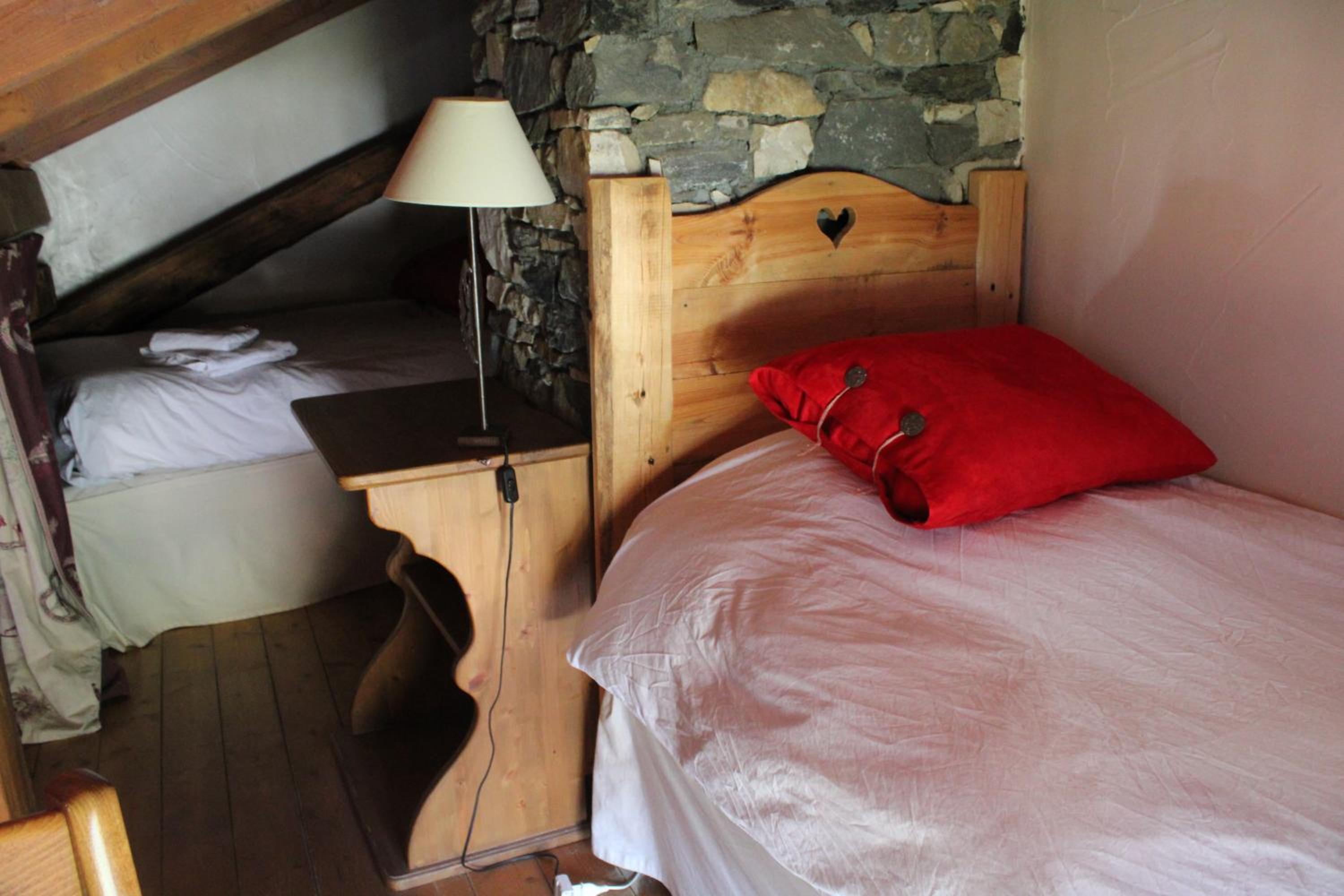 Quadruple Room - Photo 6