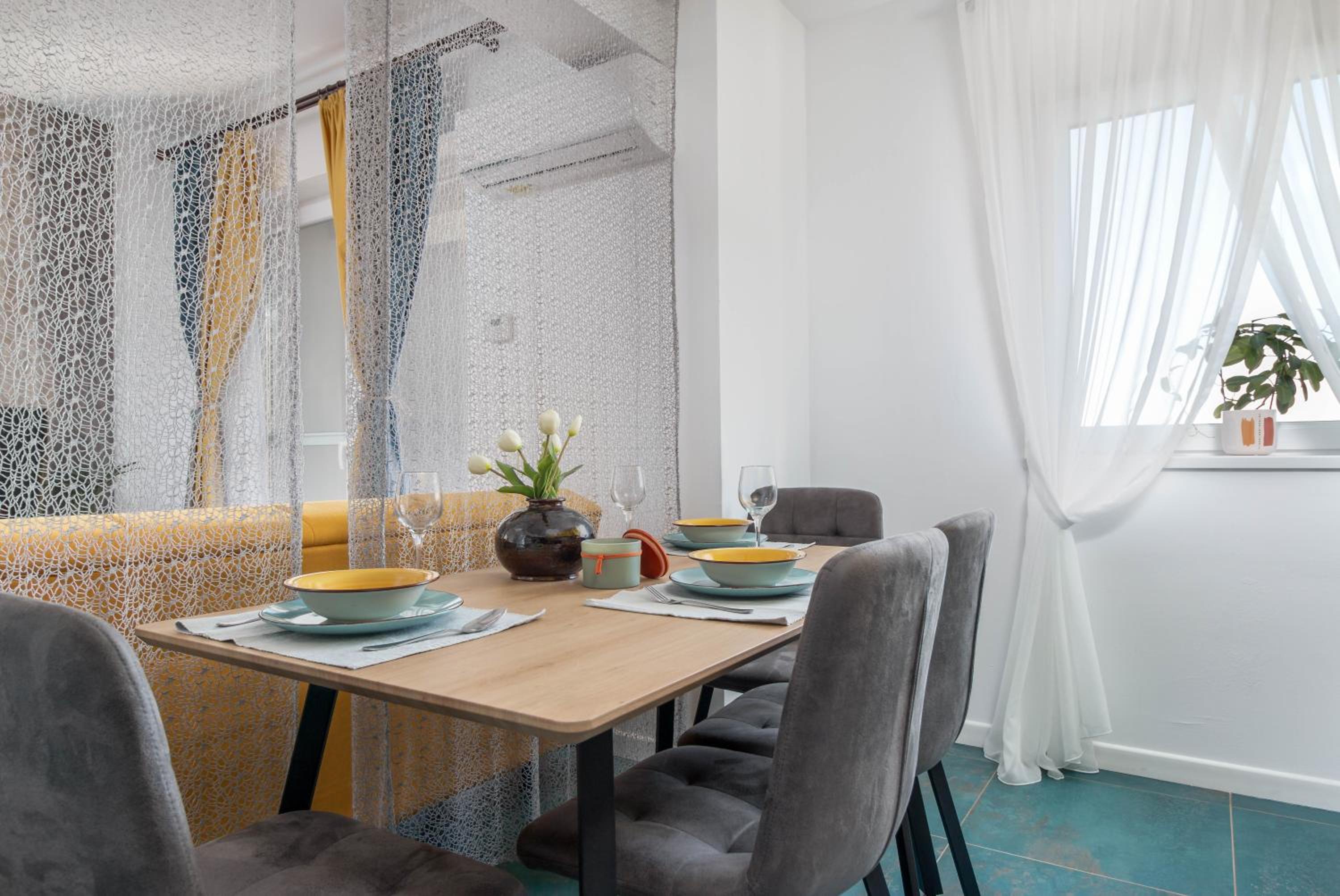 One-Bedroom Apartment - Photo 30