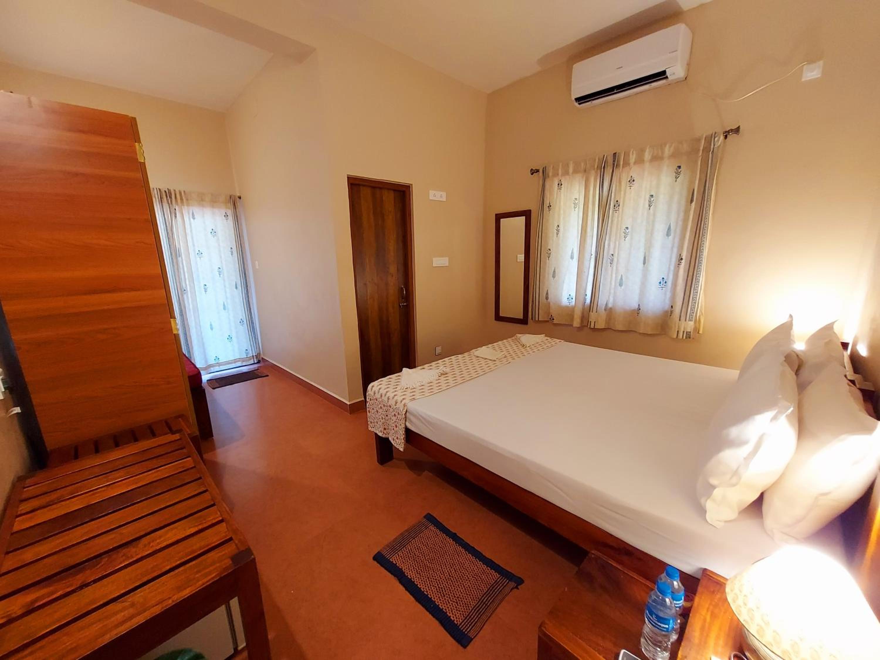 Deluxe Double Room - Photo 5