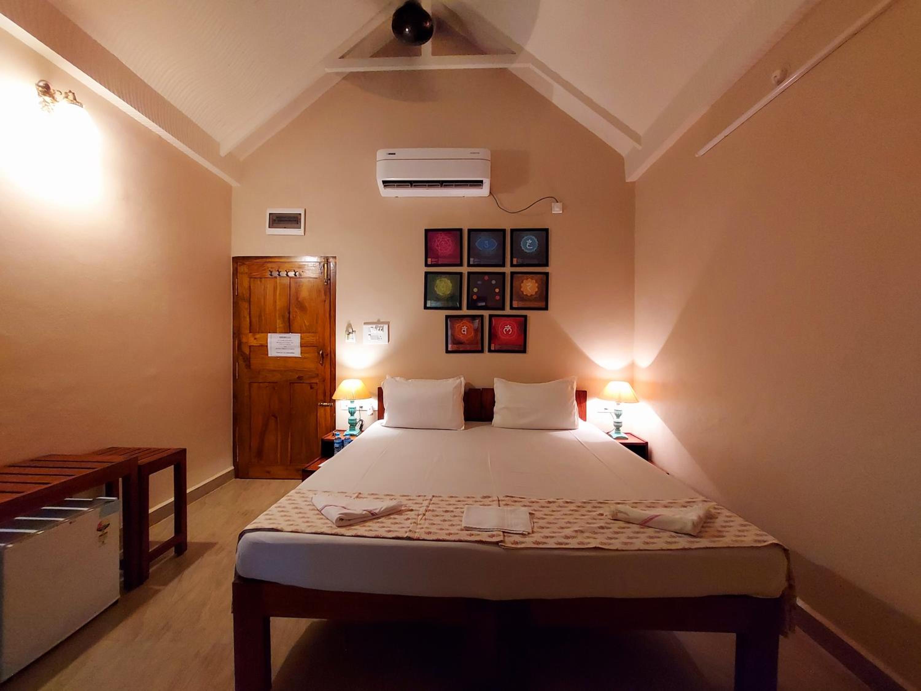 Deluxe Double Room - Photo 17