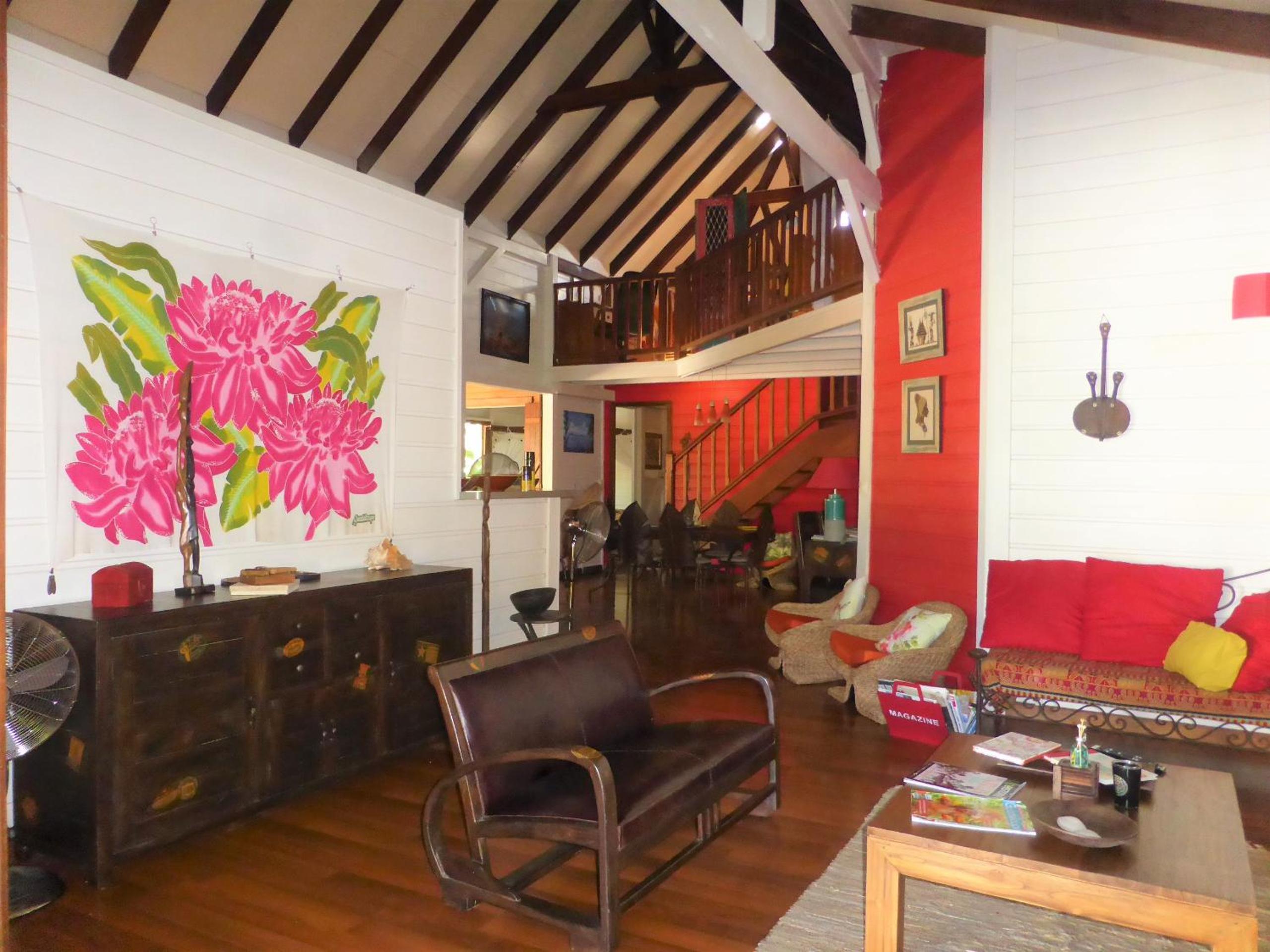 Villa photo 2