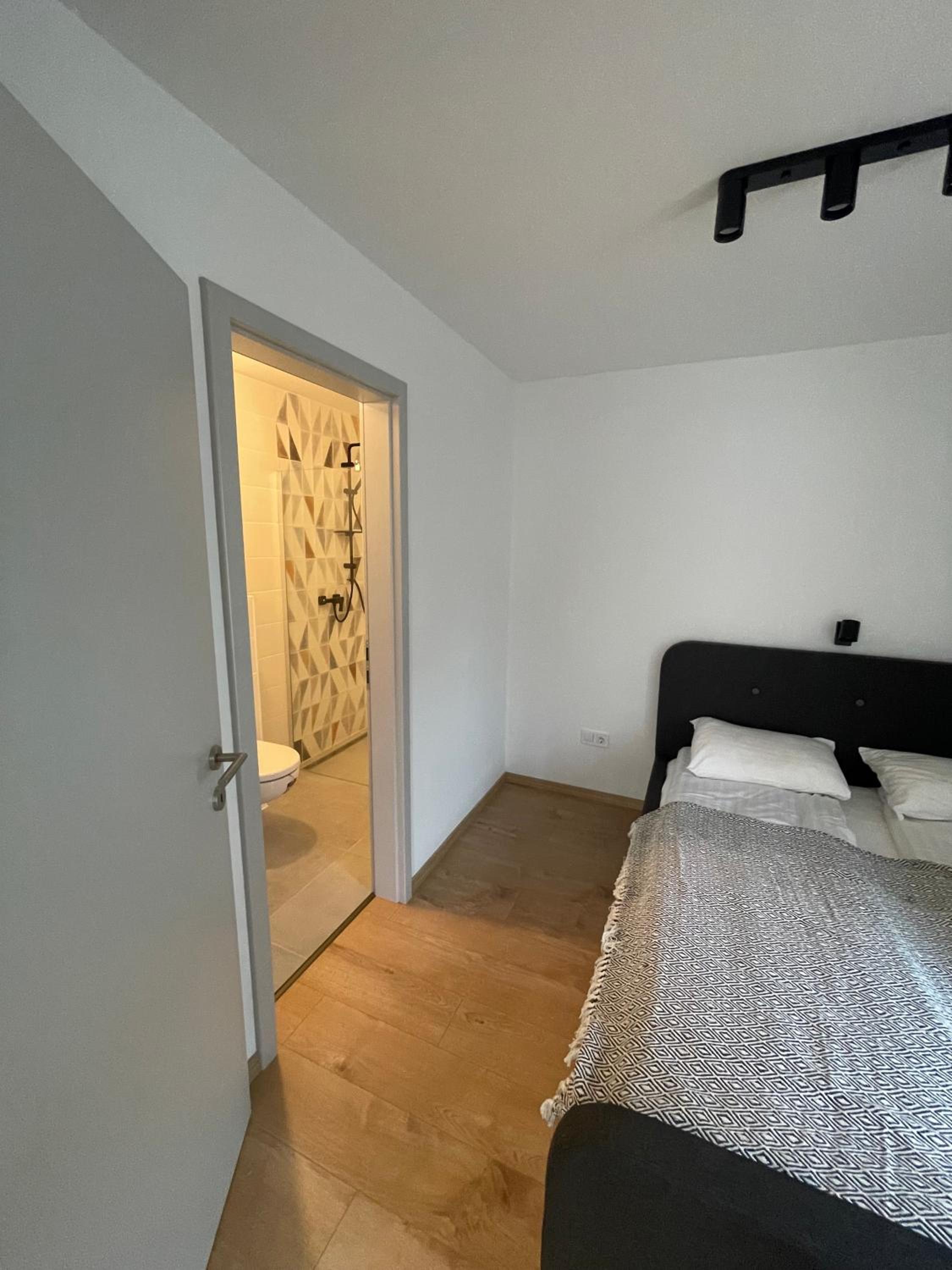 Duplex Apartment - Photo 8
