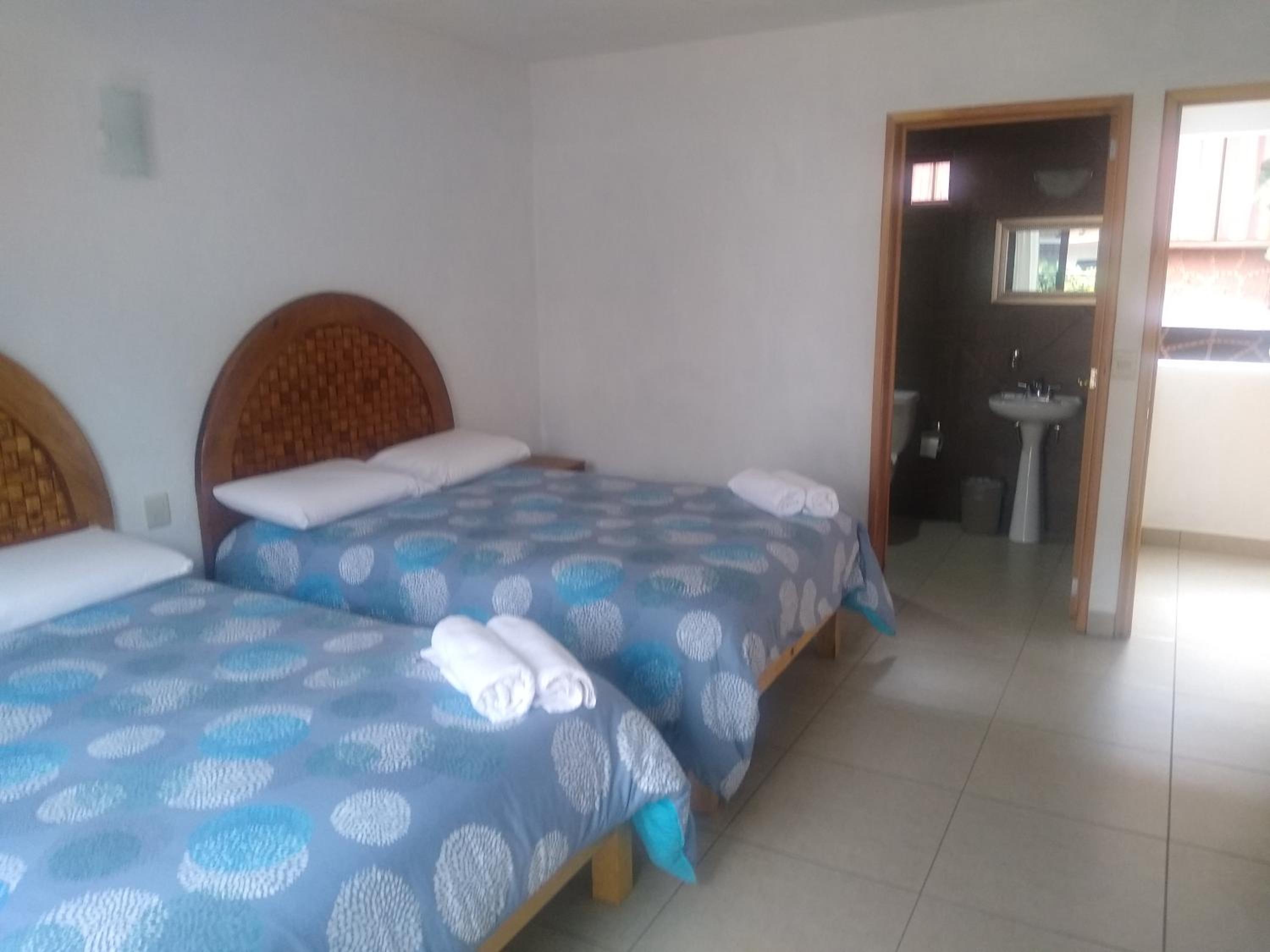 Twin Room with Balcony photo 2