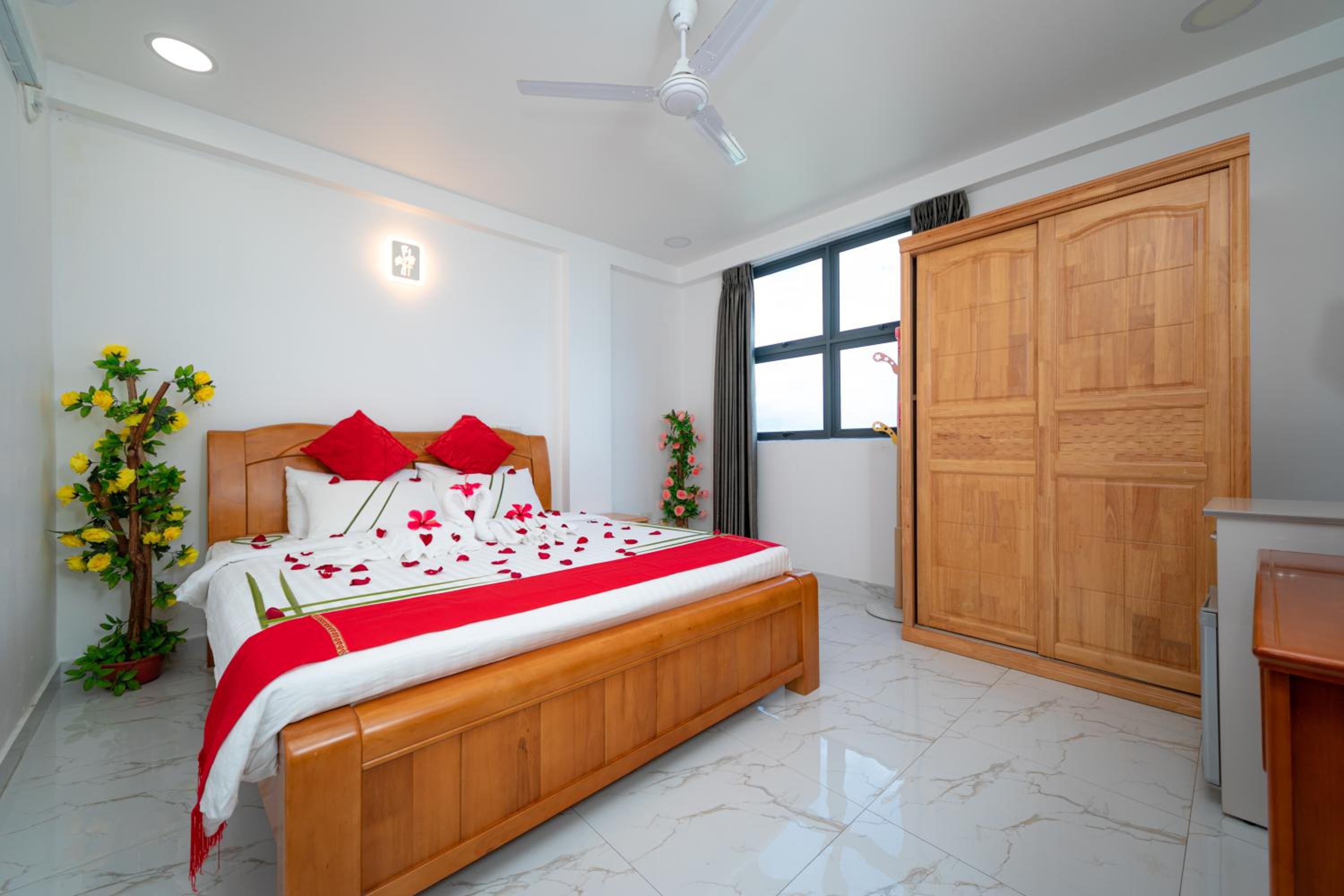 Suite with Private Pool - Photo 17