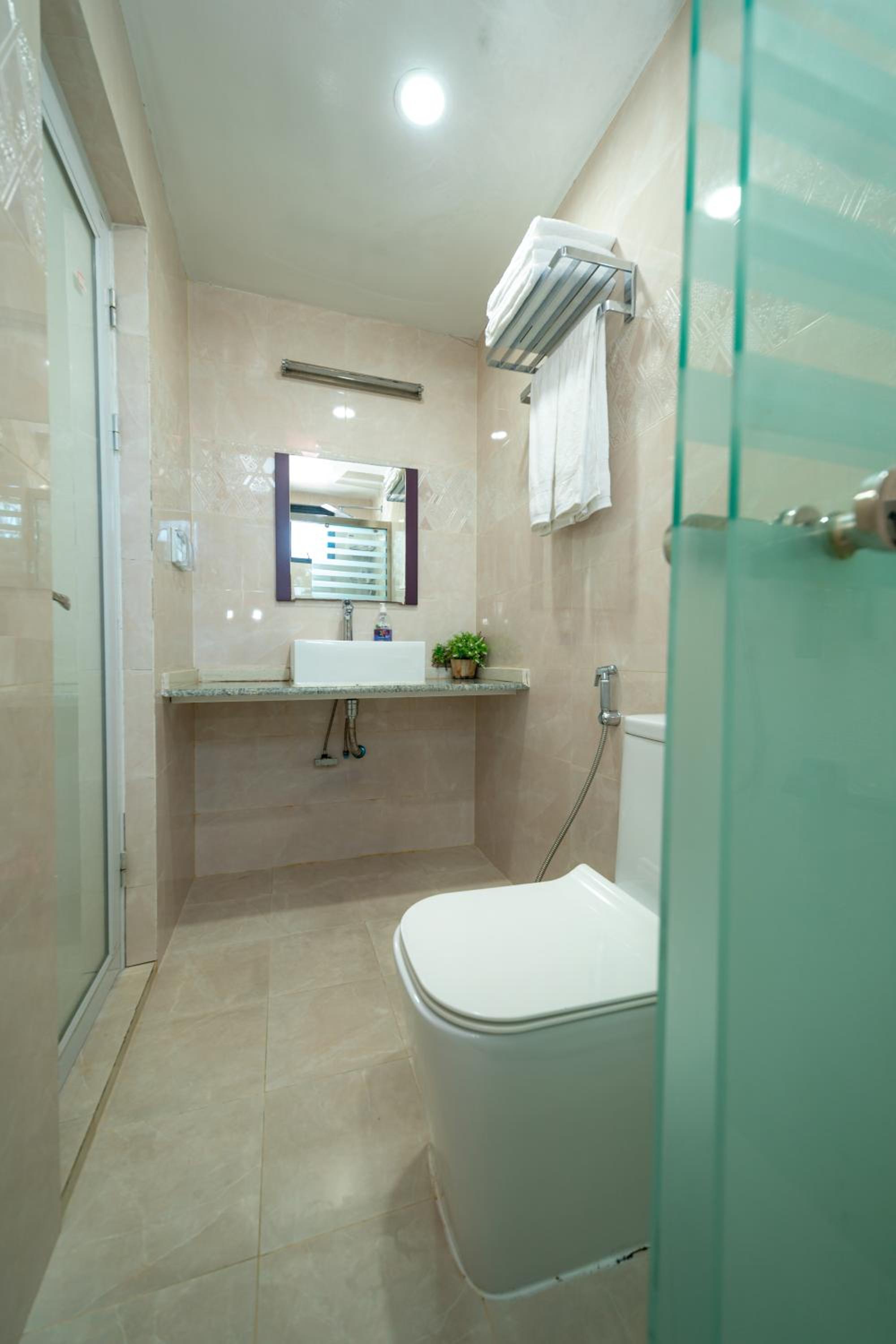 Deluxe Double Room with Sea View - Photo 14
