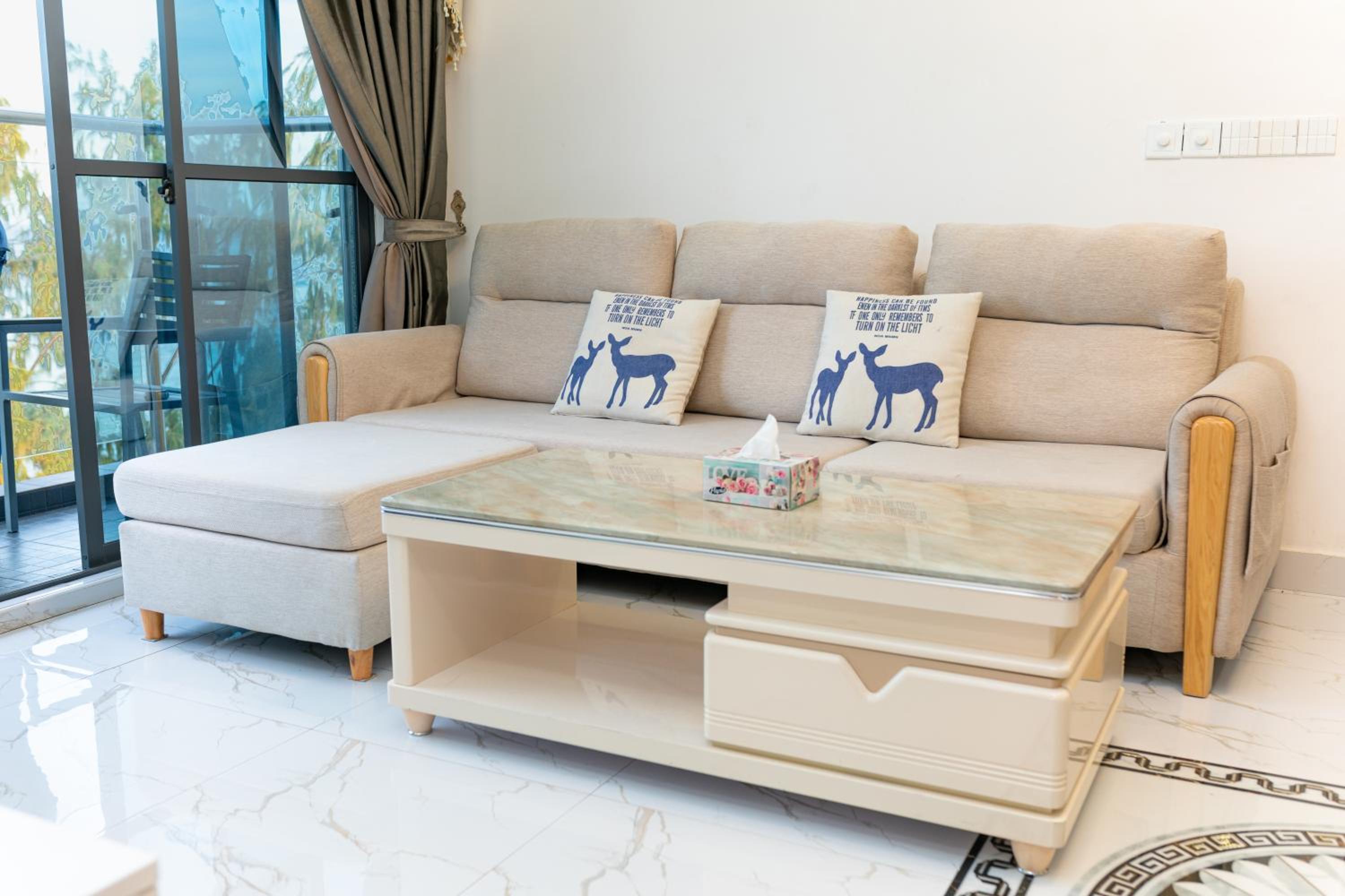 Deluxe Double Room with Sea View - Photo 18