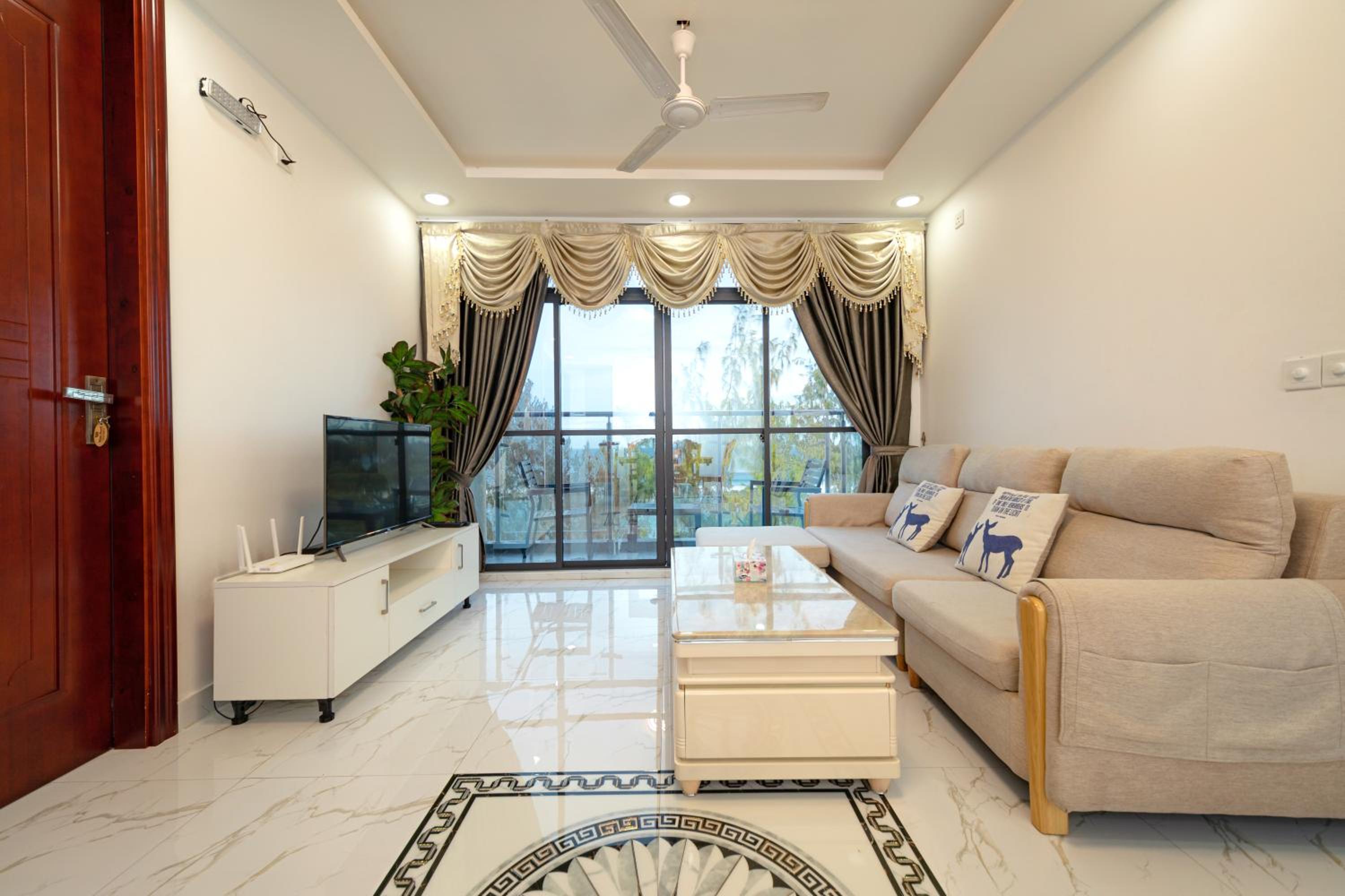 Deluxe Double Room with Sea View - Photo 15