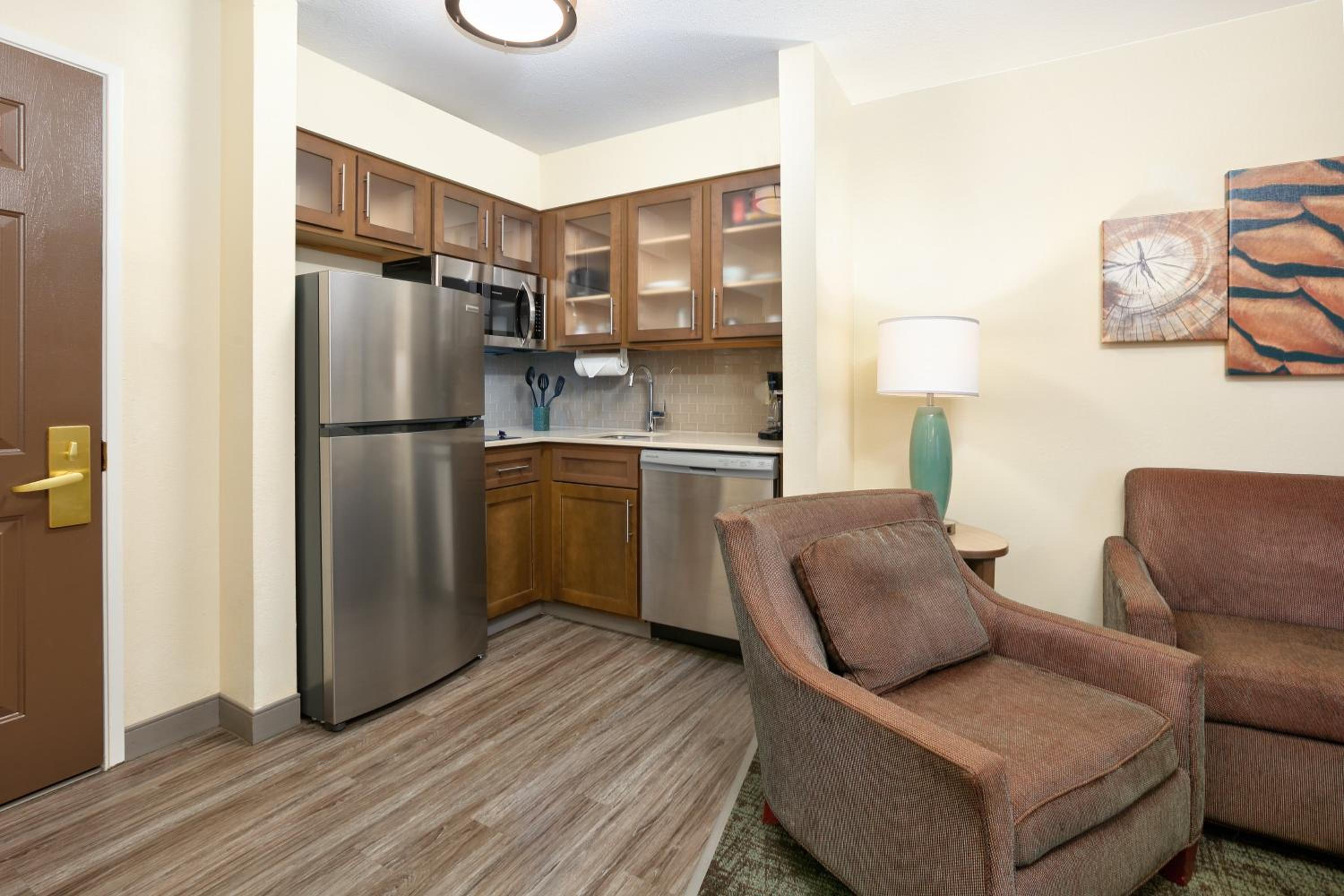 Two-Bedroom Suite with Sofa Bed - Photo 2