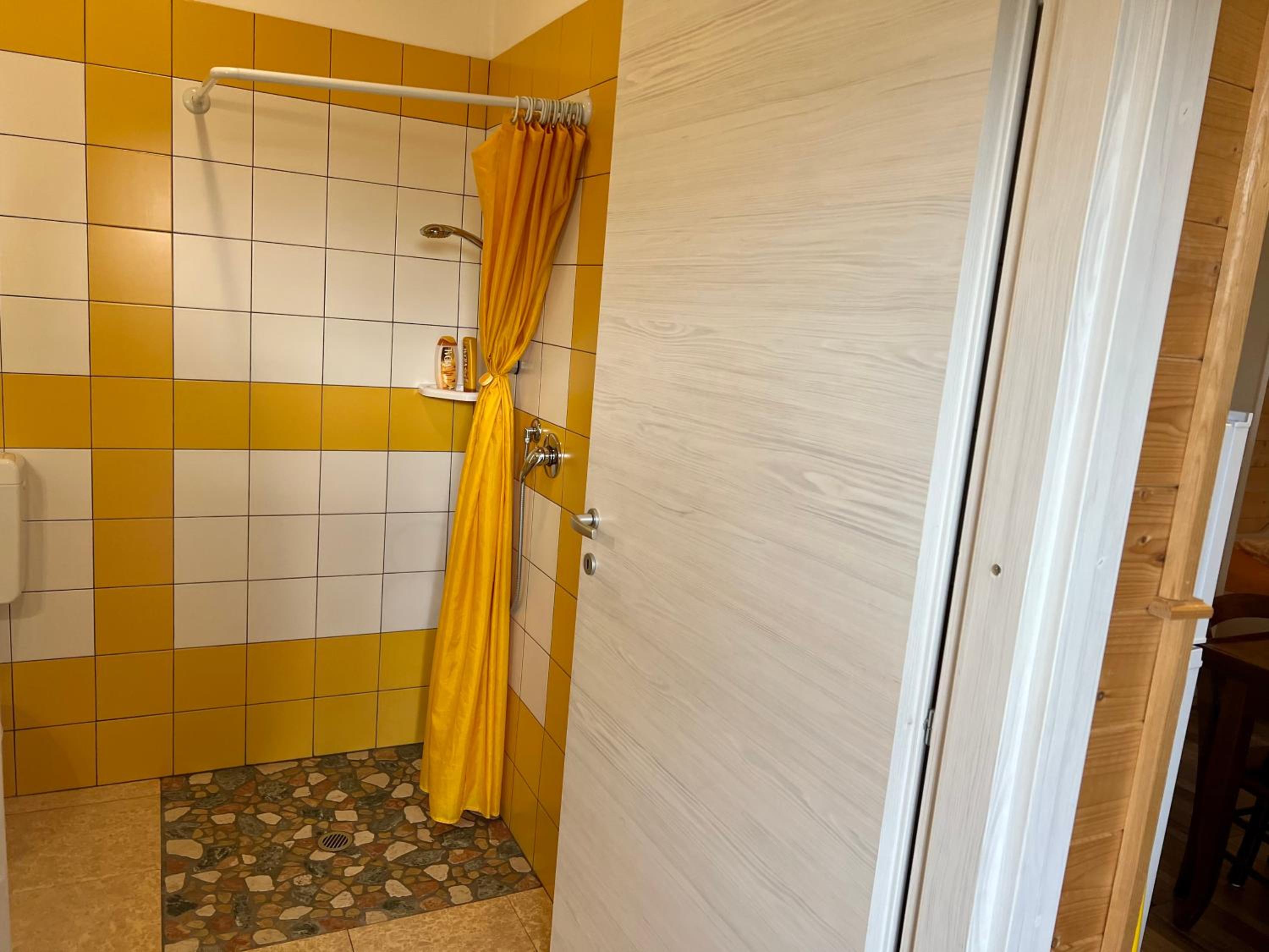 Studio Apartment with Sea View photo 3