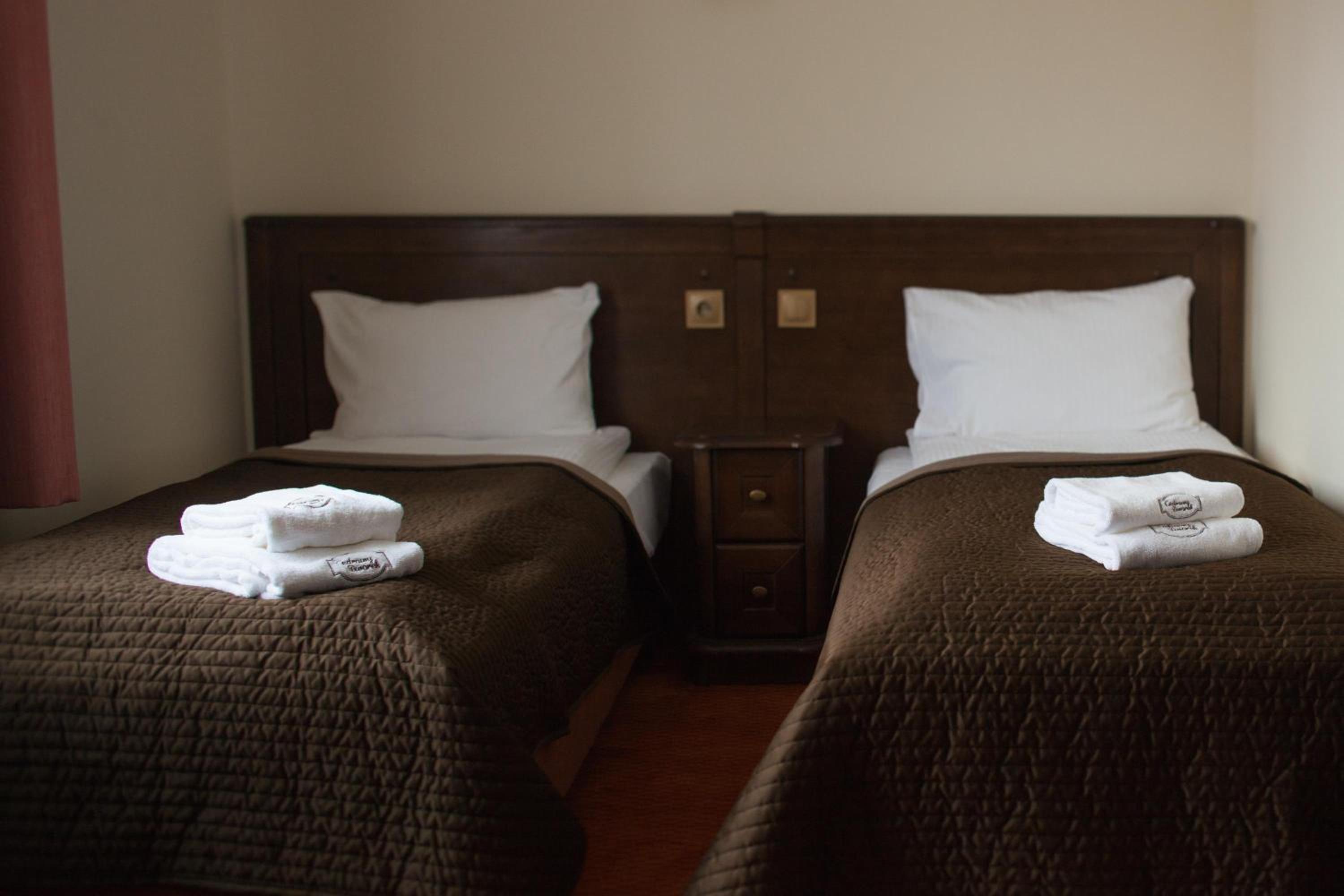 Double or Twin Room photo 2