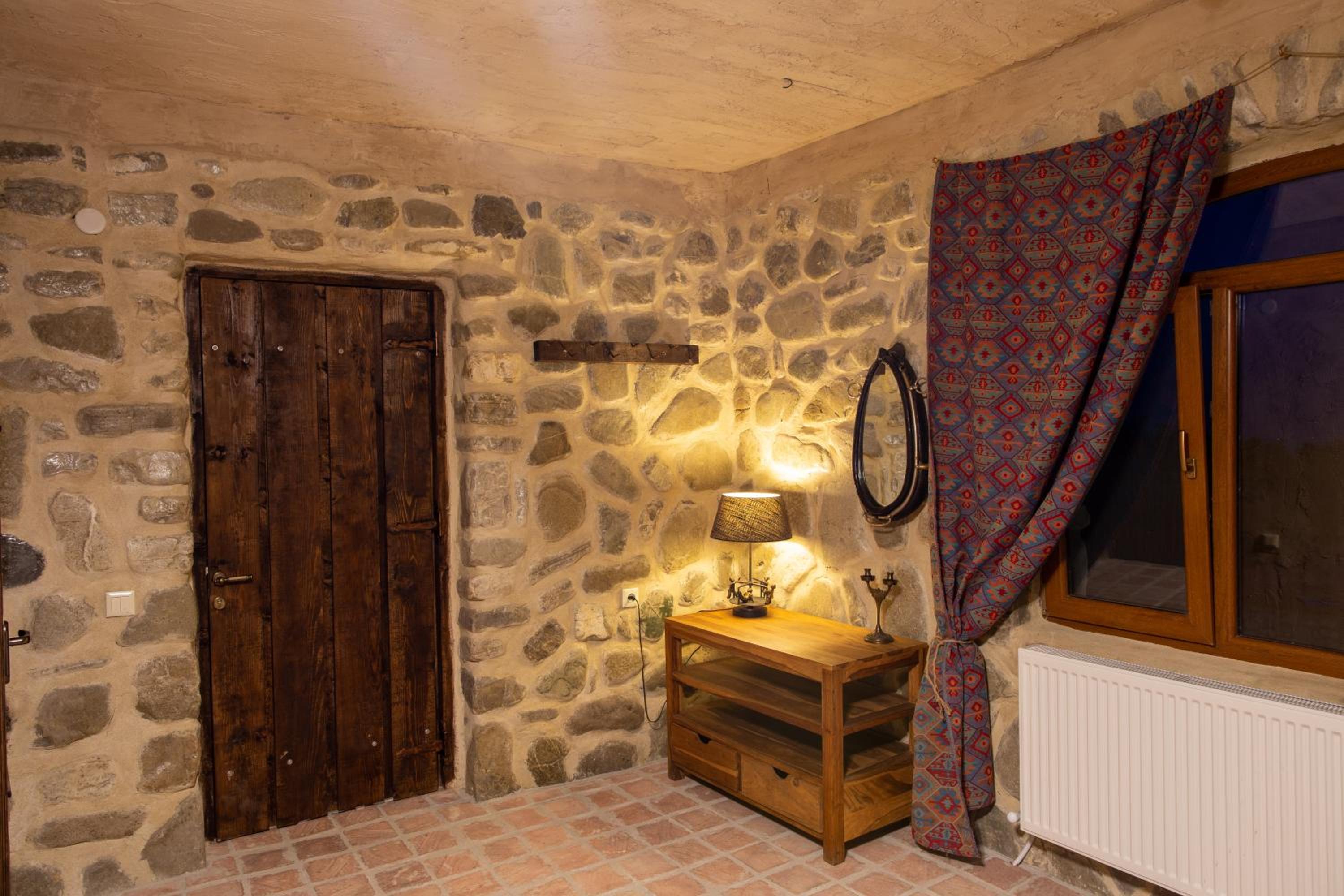 King Room with Mountain View - Photo 7