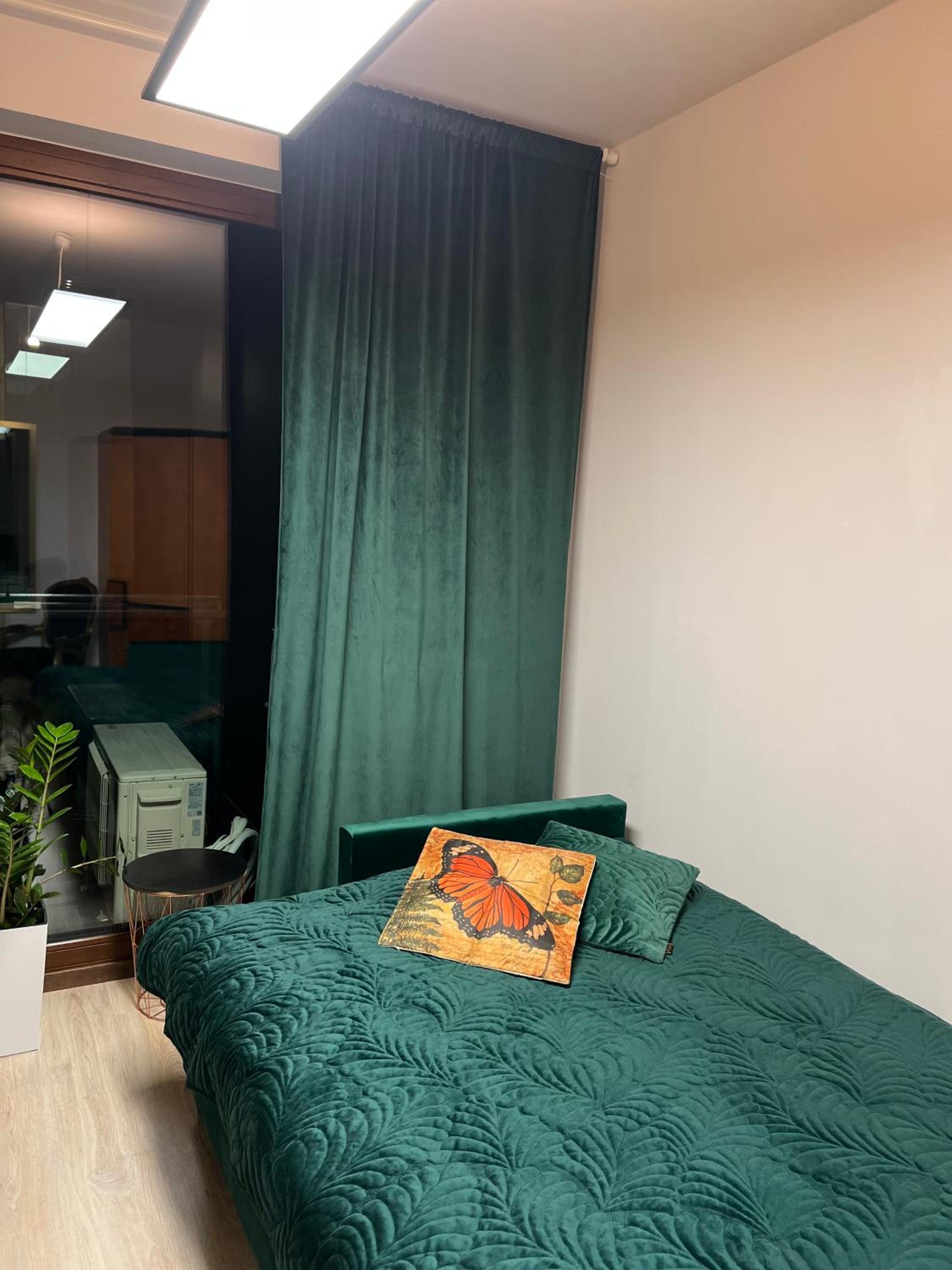 Two-Bedroom Apartment - Photo 26