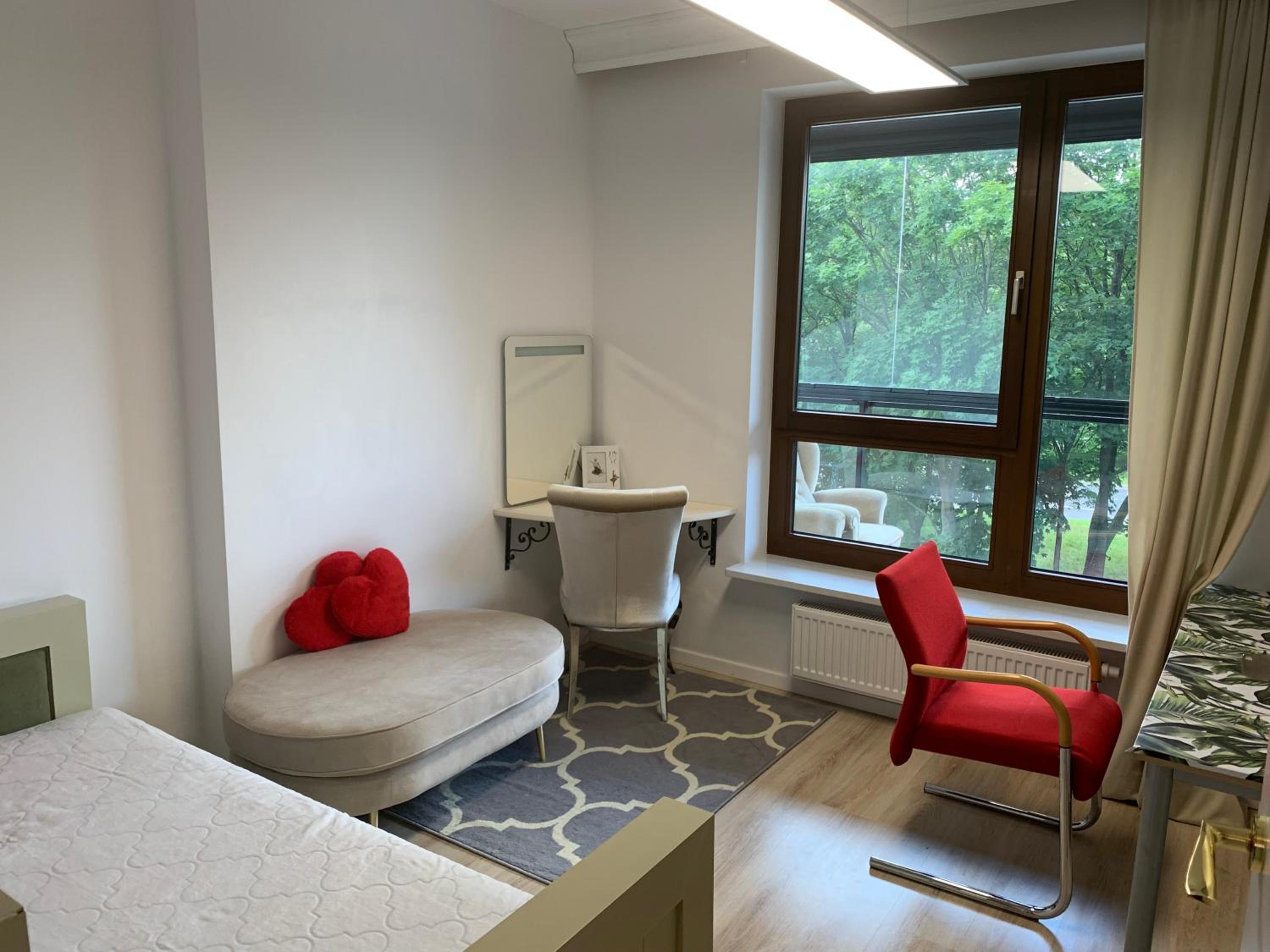 Two-Bedroom Apartment - Photo 30