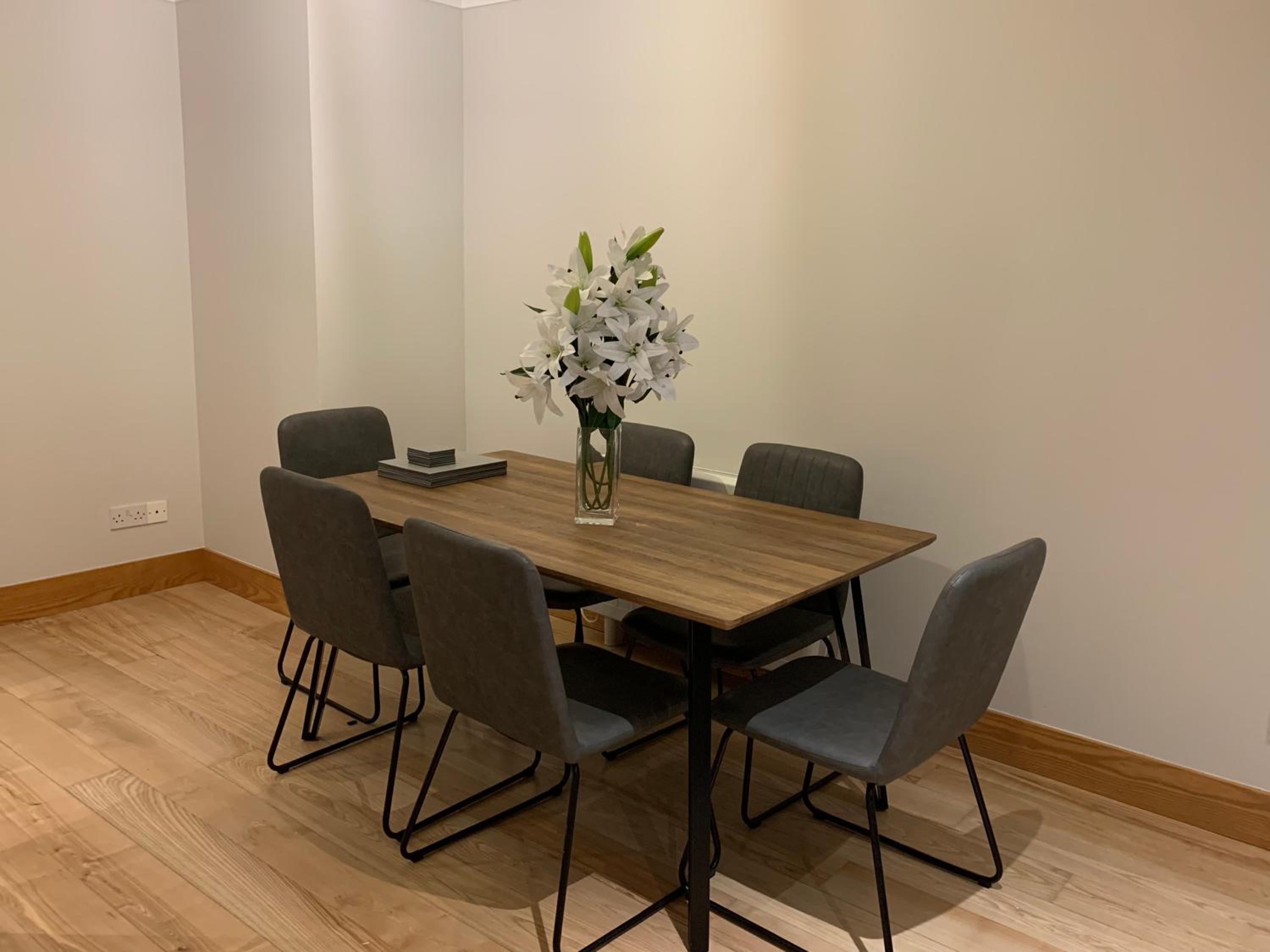 Two-Bedroom Apartment - Photo 10