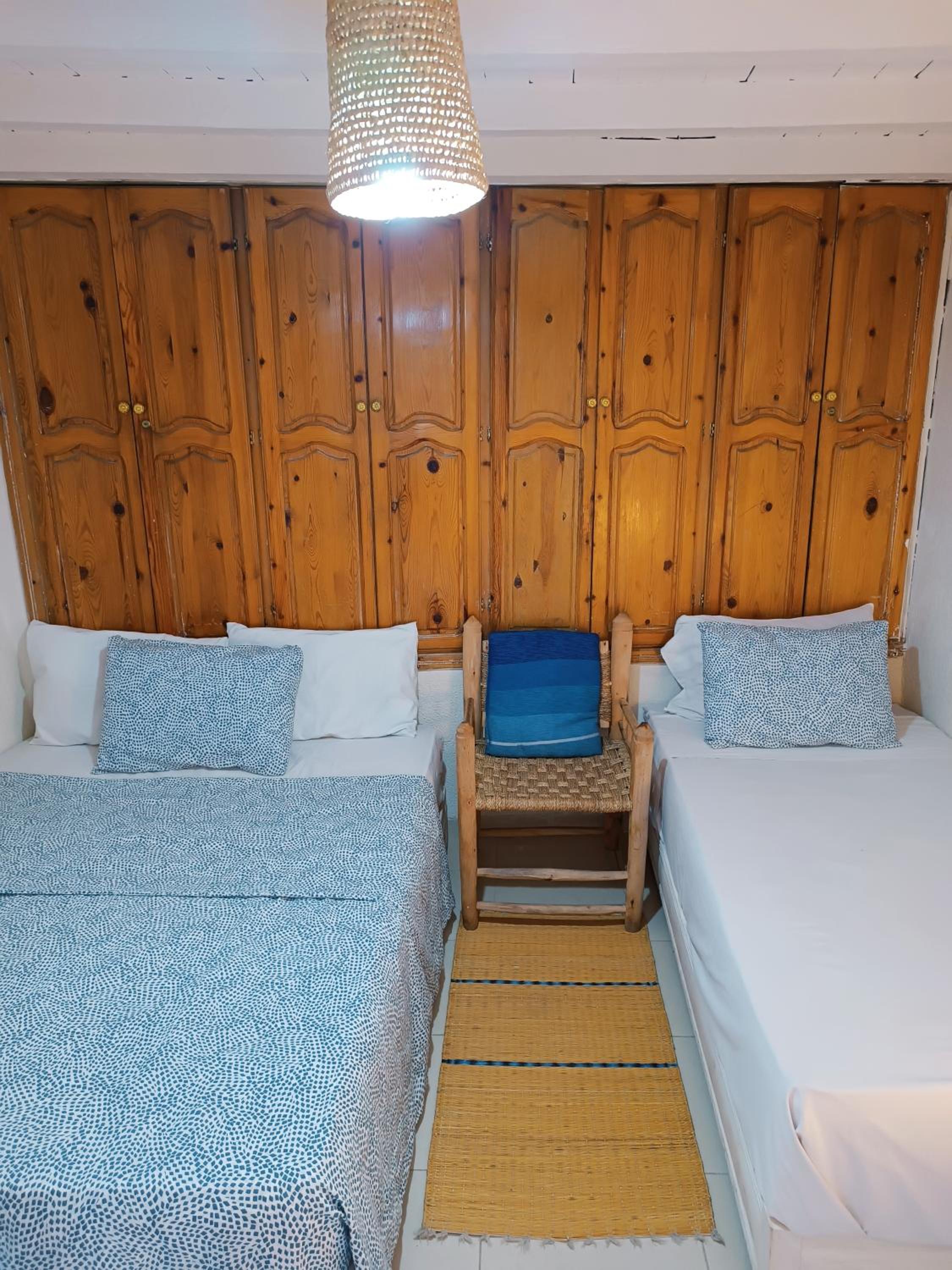Triple Room with City View - Photo 12