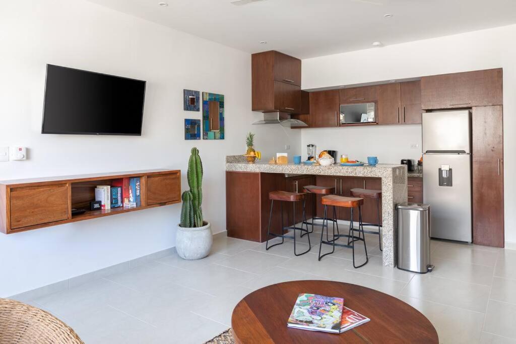 One-Bedroom Apartment - Photo 9