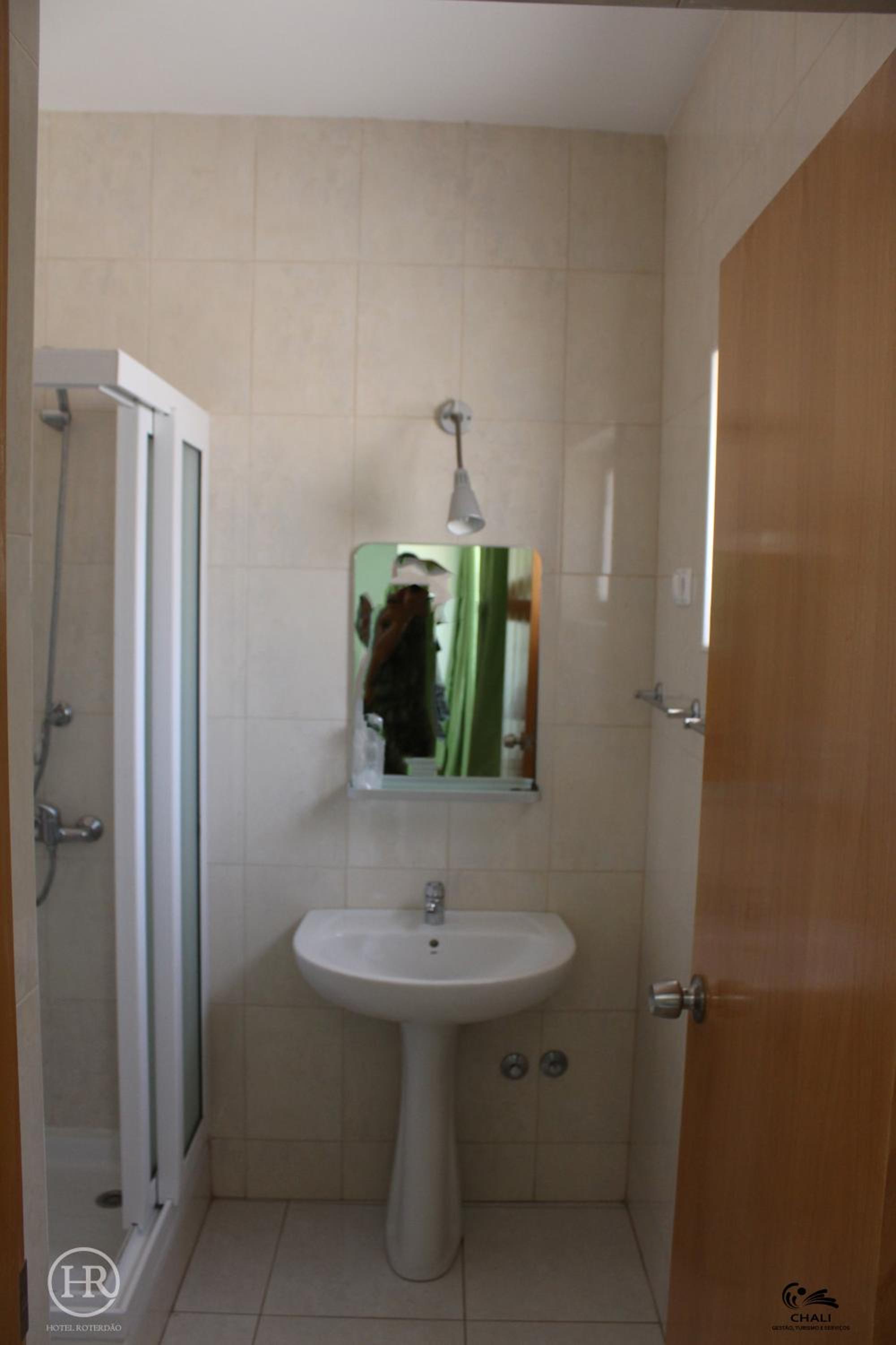 Budget Double Room photo 2
