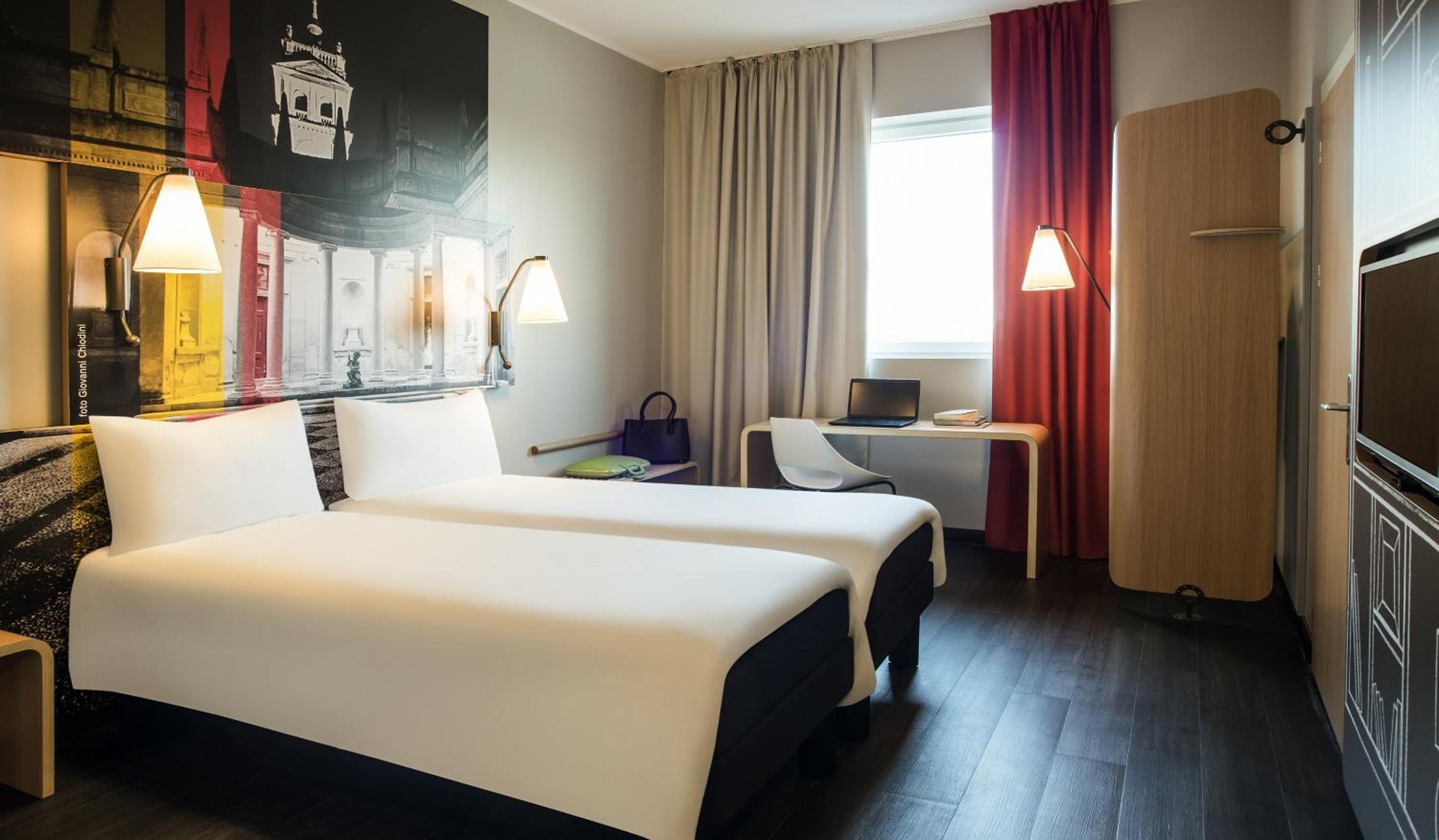 Standard Room with Two Single Beds photo 2