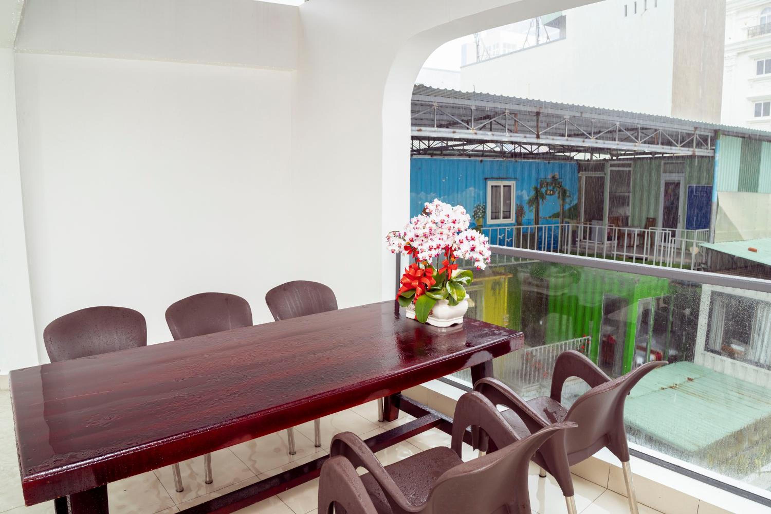 Apartment photo 3