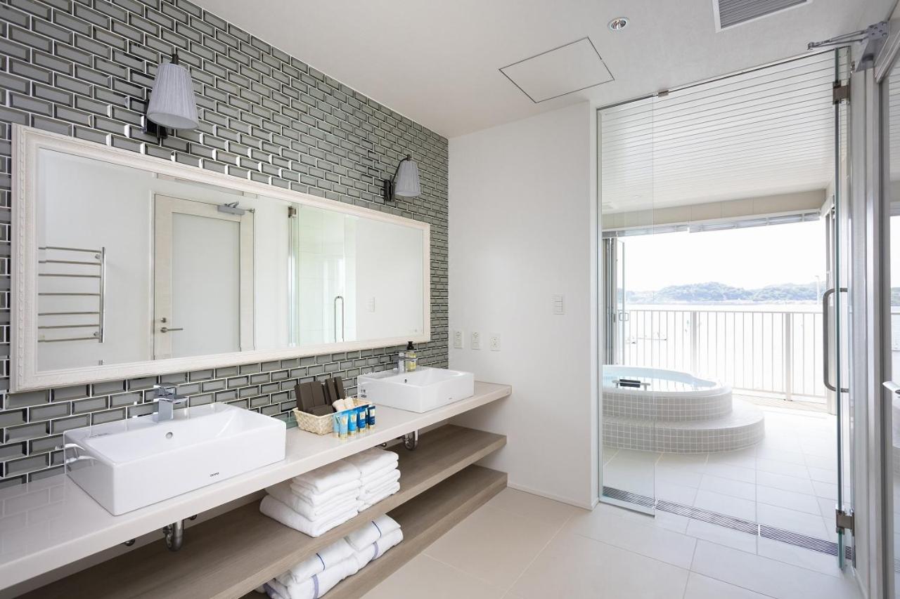 Suite with Sea View - Photo 4