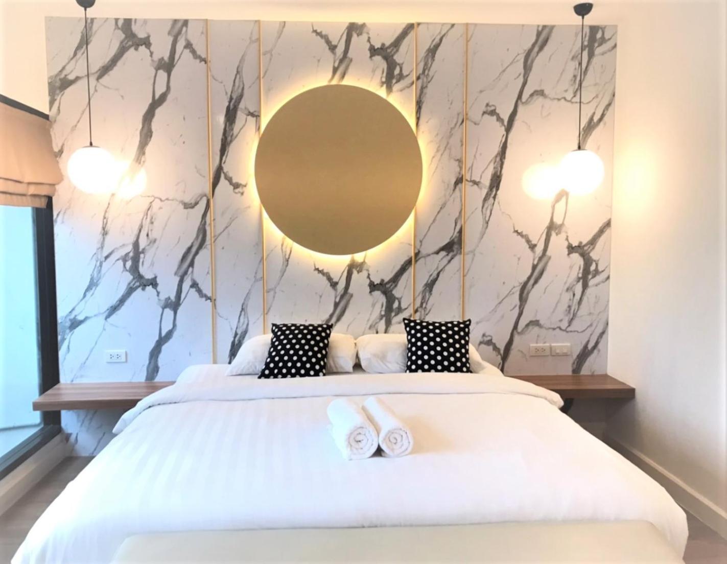 Deluxe Double Room with Balcony - Photo 1
