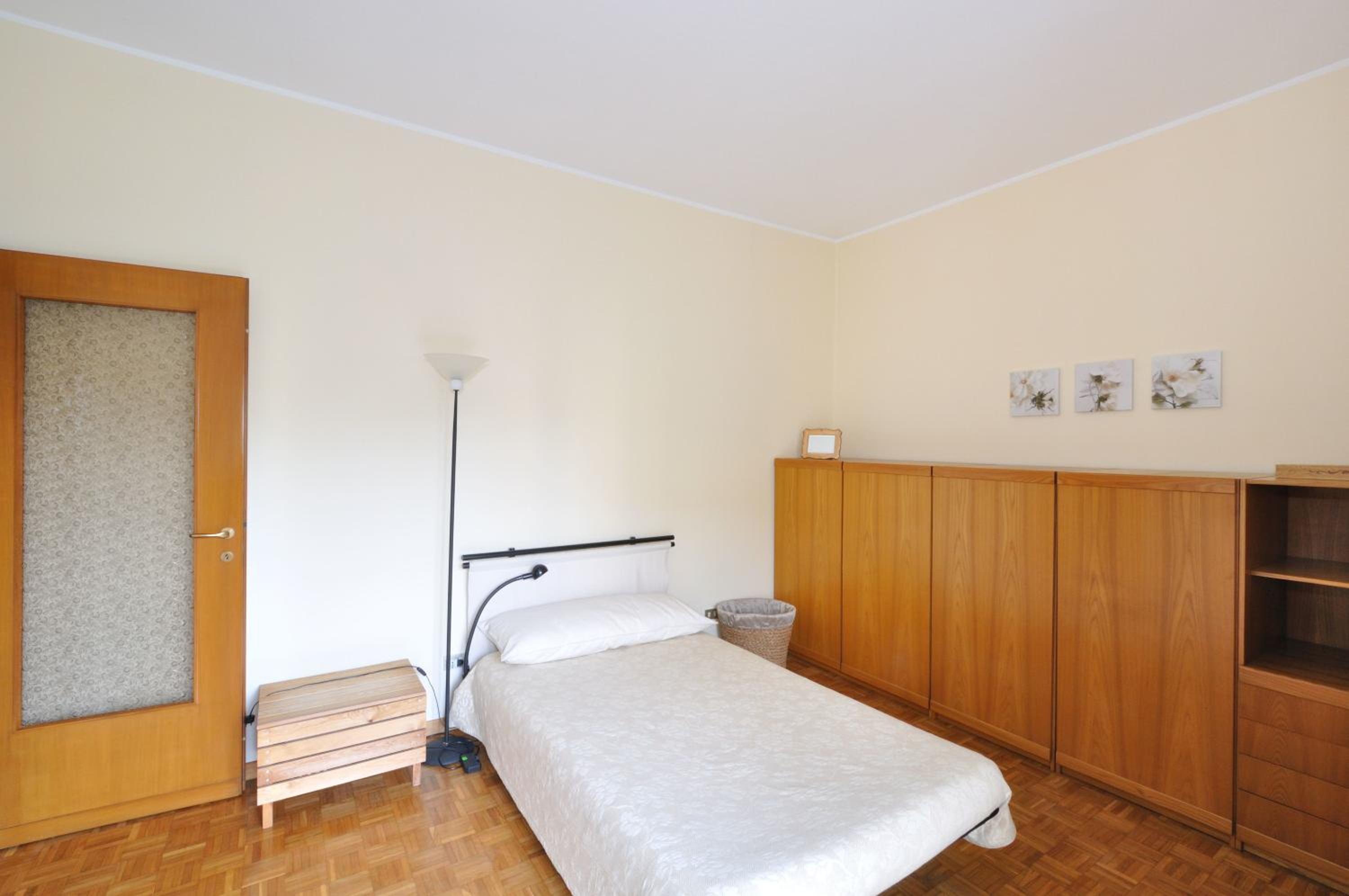 Two-Bedroom Apartment photo 3