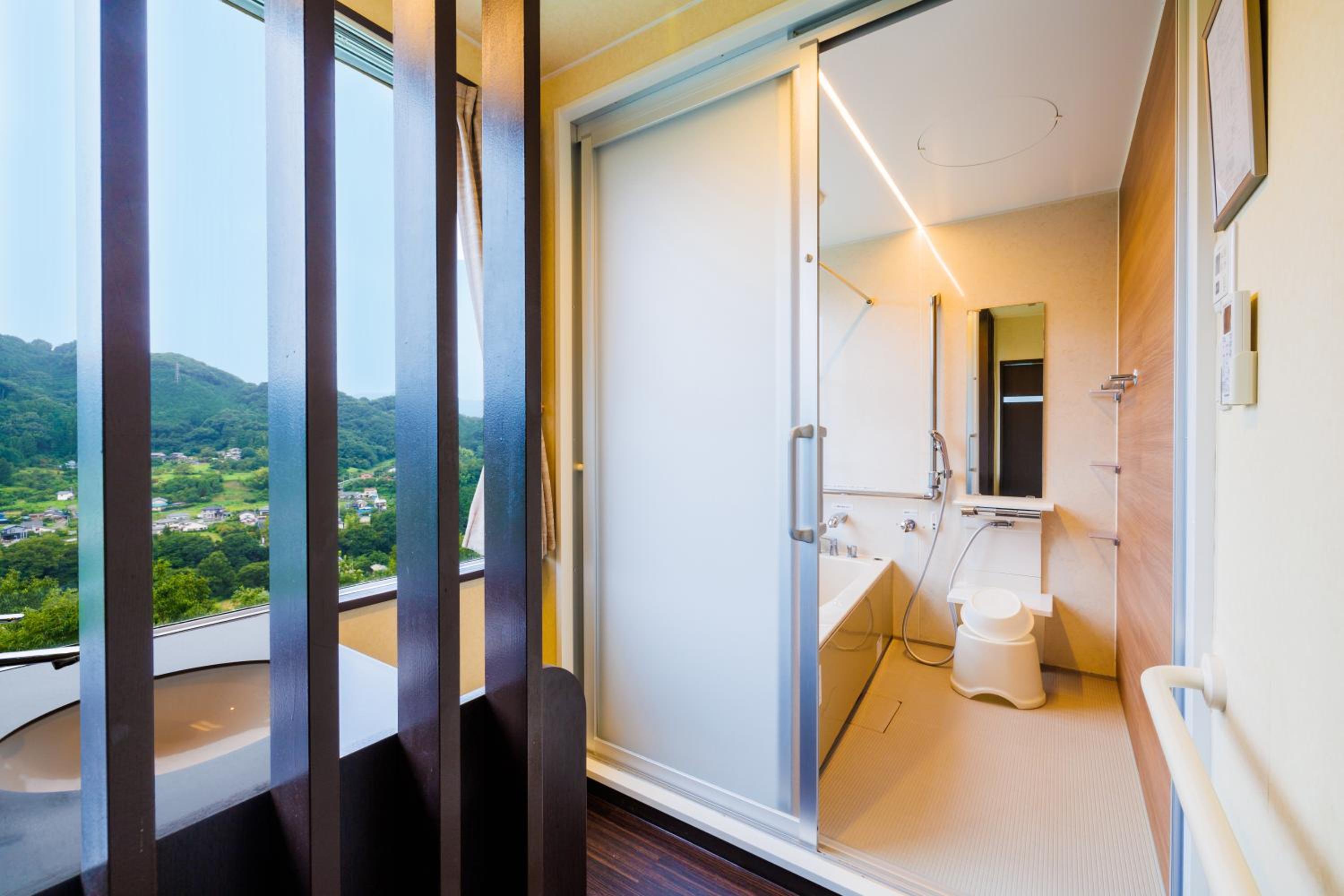 Special Japanese-Western style Room (With Natural Hot Spring Bath) photo 2
