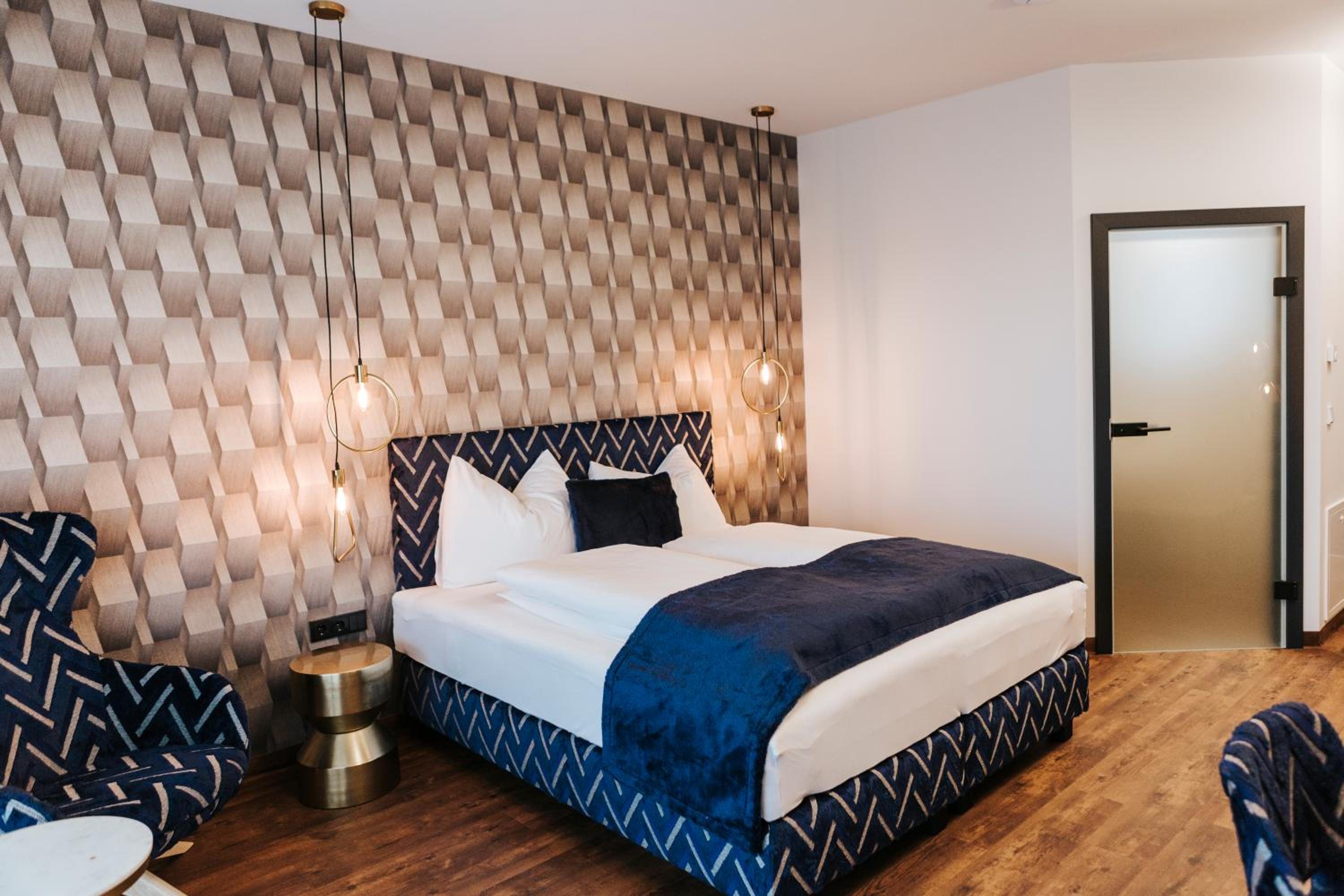 Deluxe Double Room with Balcony photo 1