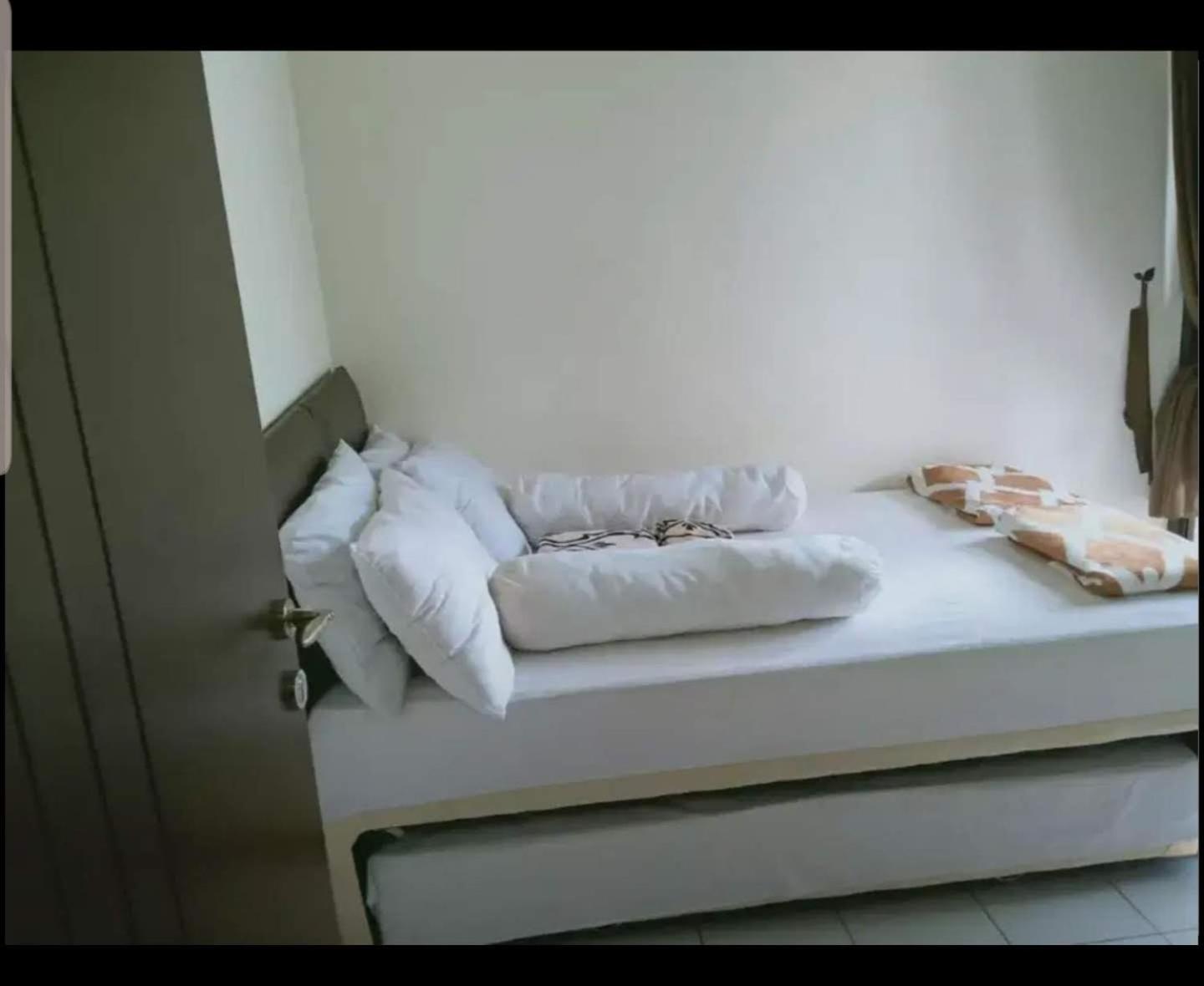 Two-Bedroom House - Photo 54