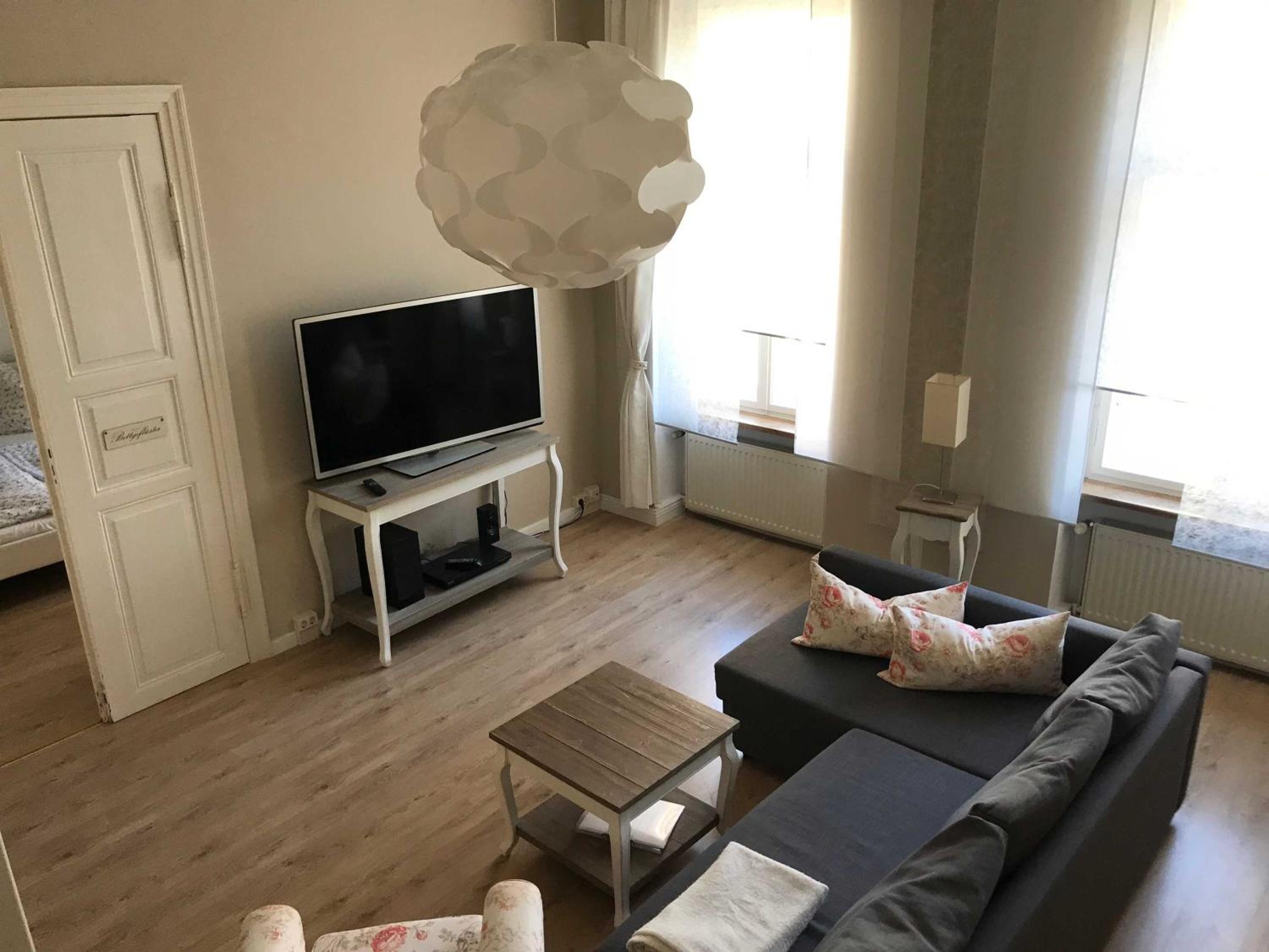 Family Room with Private Bathroom photo 1
