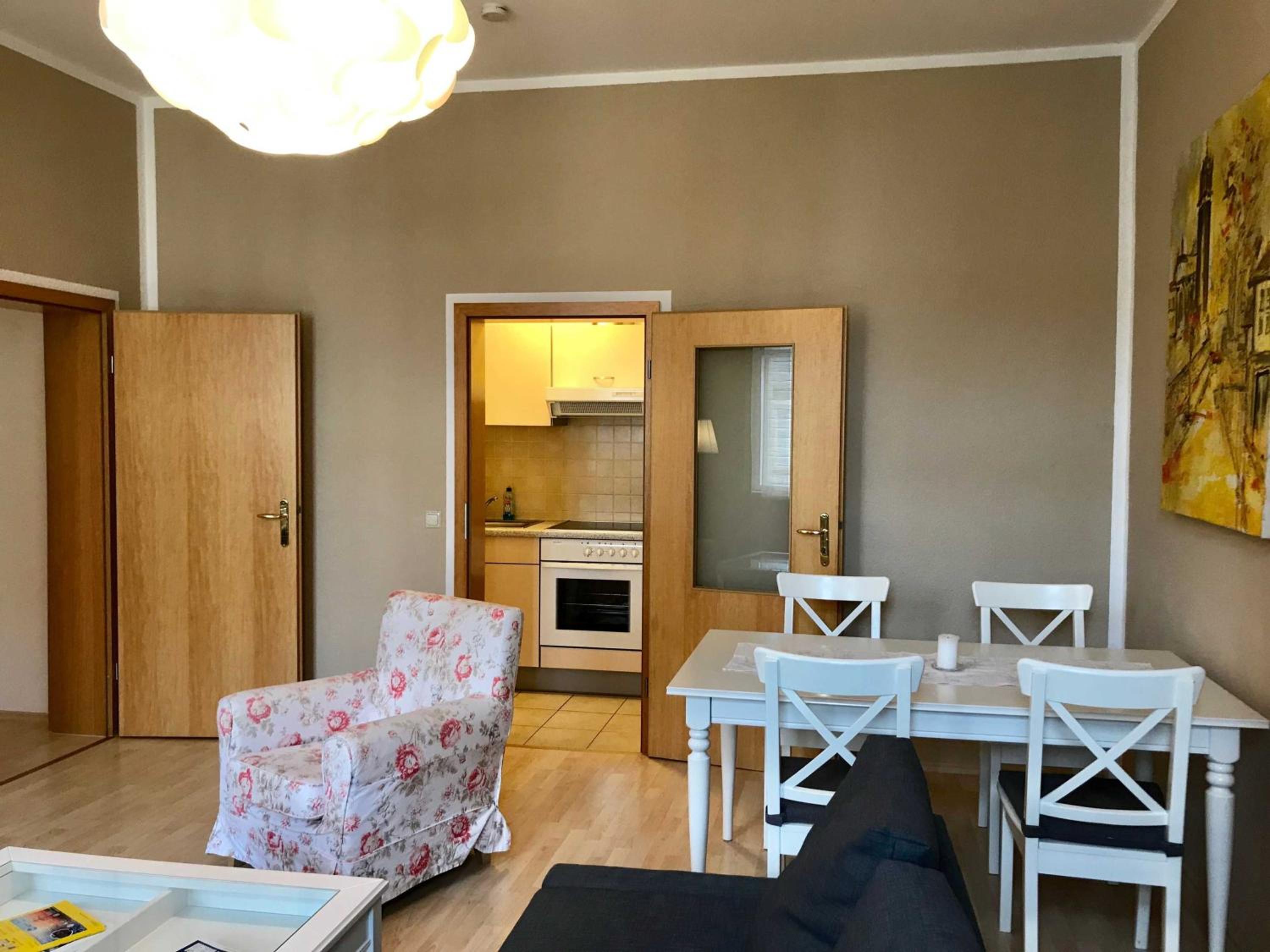 Two-Bedroom Apartment with Shower  photo 2