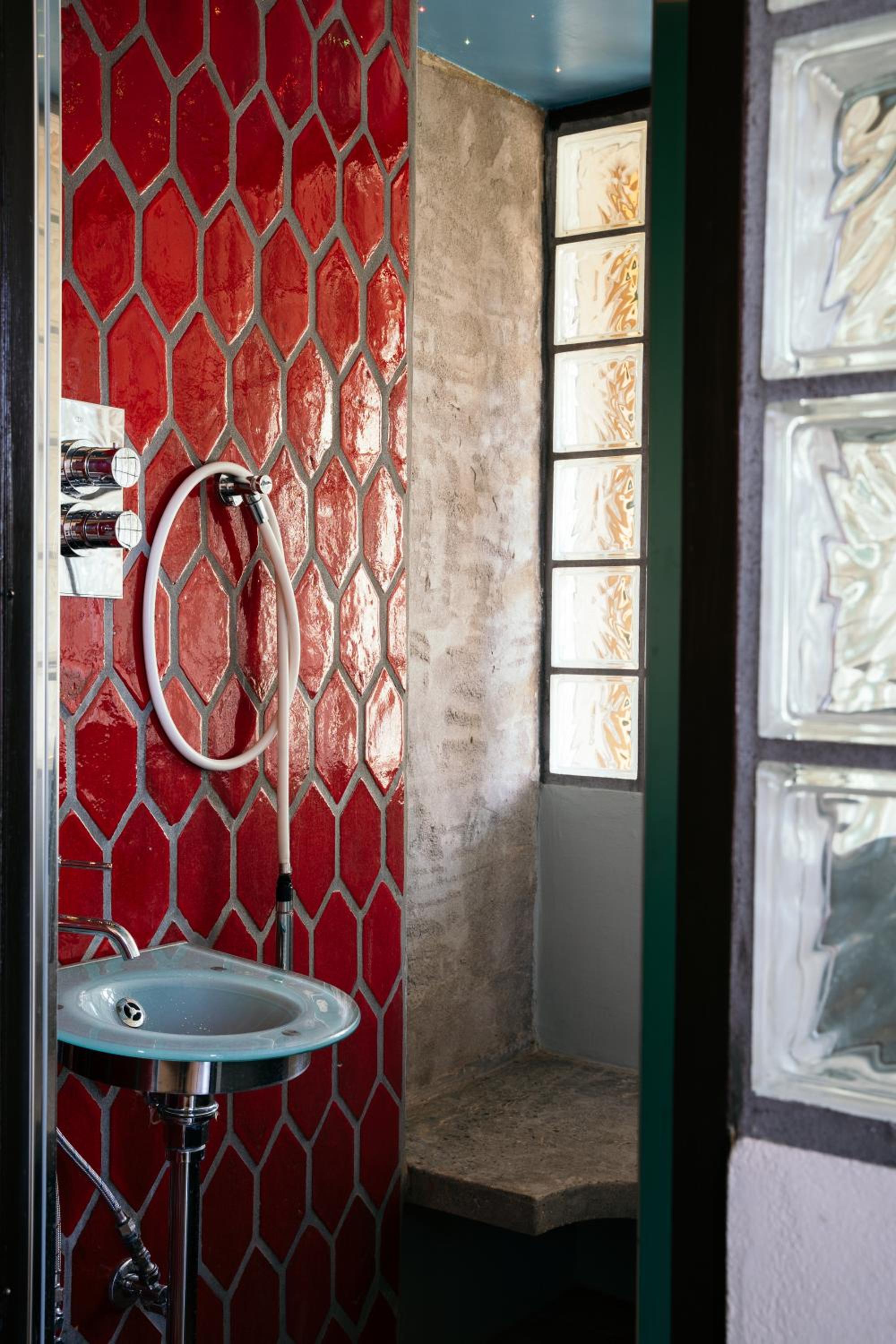 King Suite - Photo 10