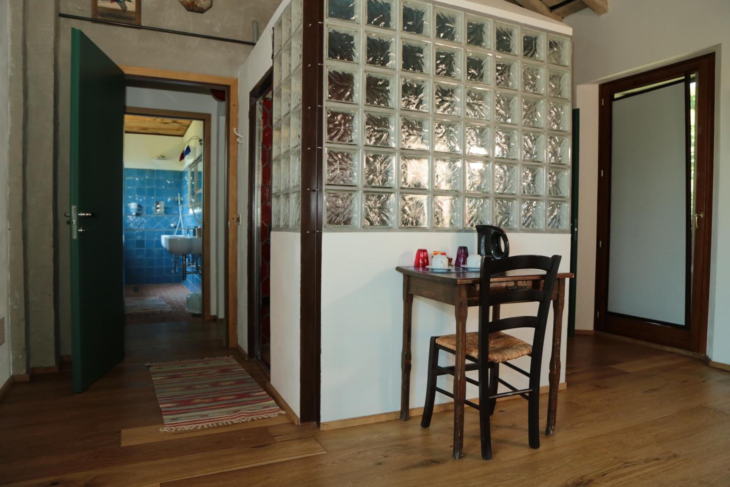 King Suite - Photo 3