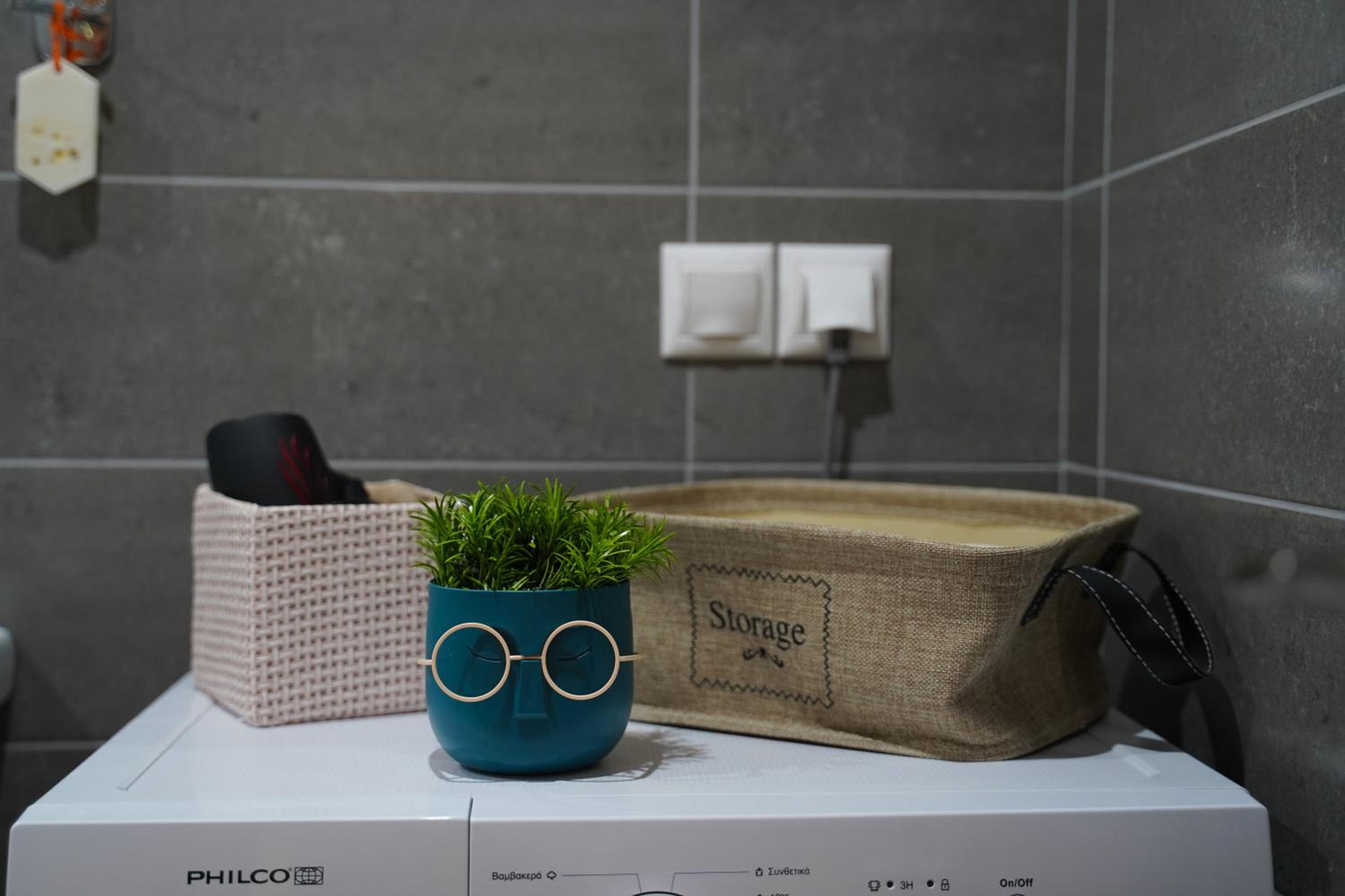 Two-Bedroom Apartment - Photo 2