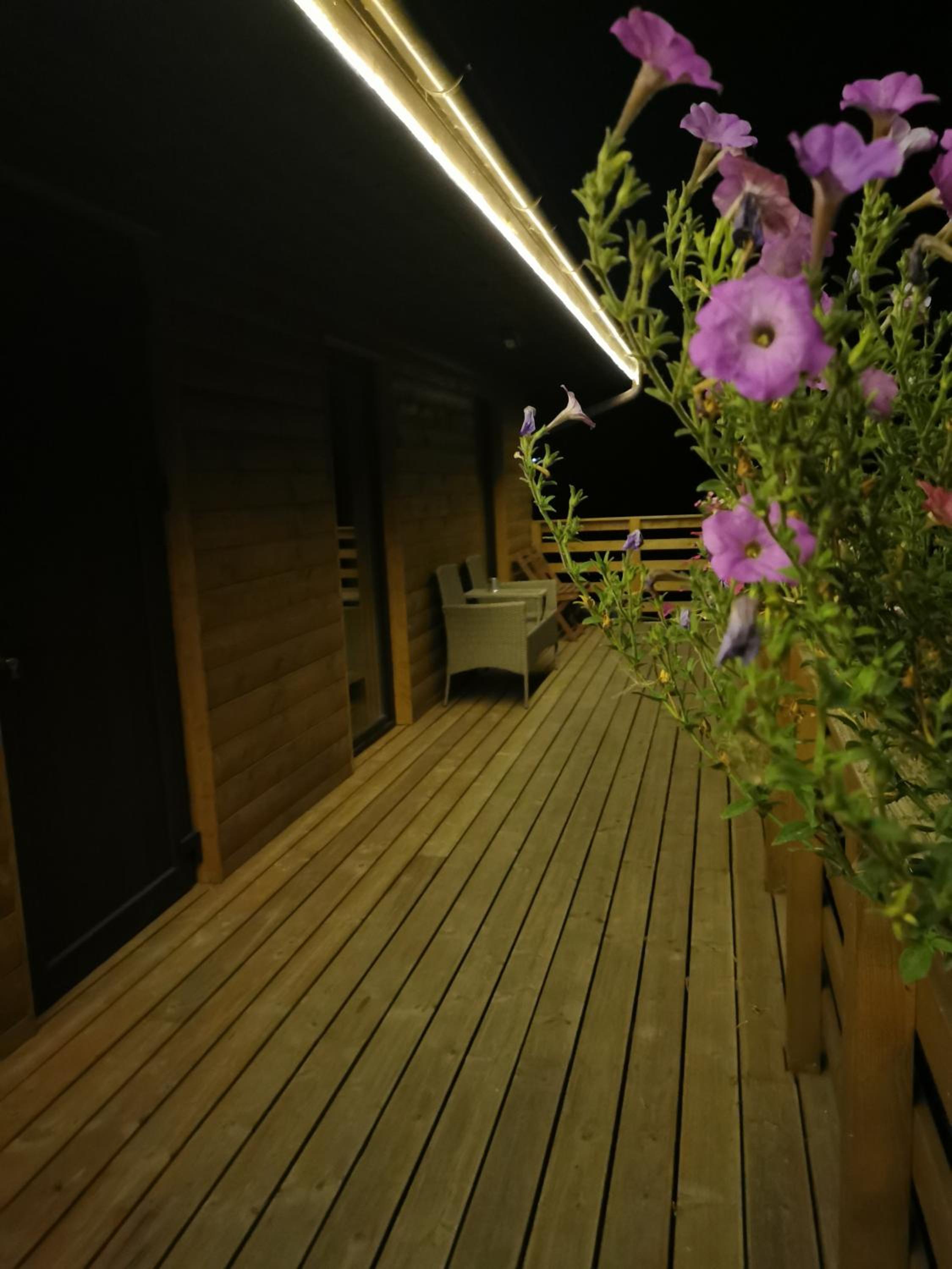 Two-Bedroom House - Photo 20