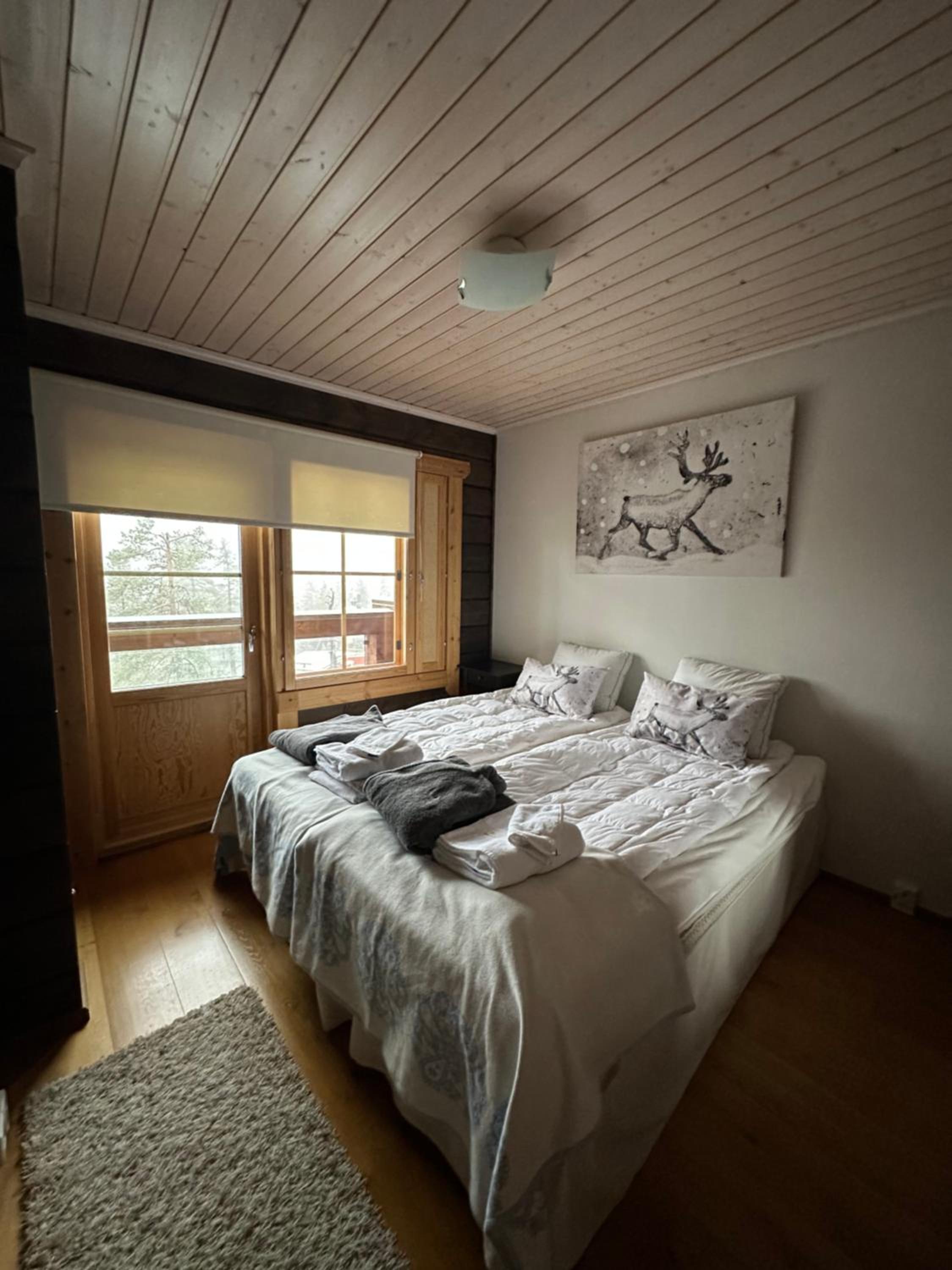 Four-Bedroom House photo 2