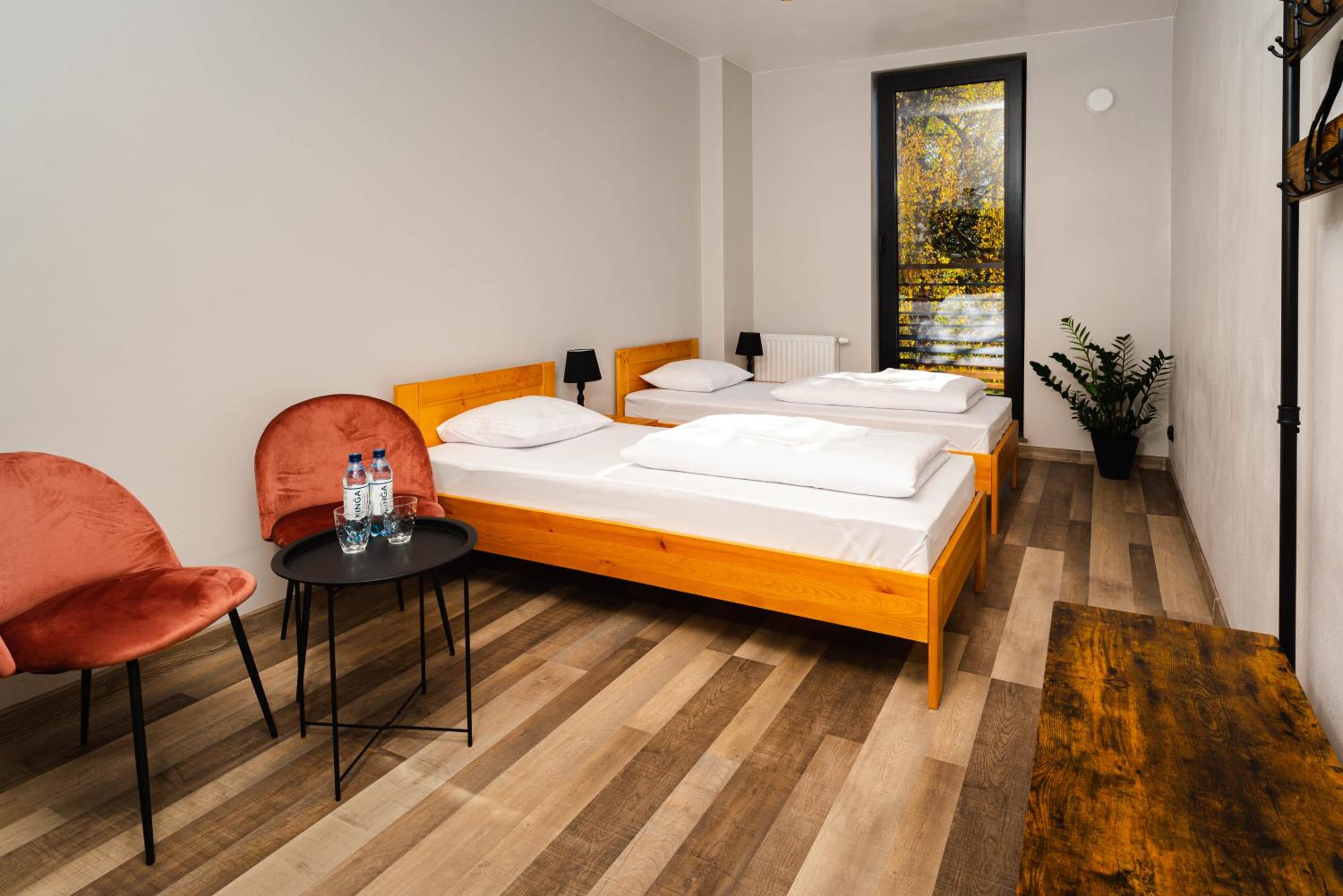 Twin Room with Garden View - Photo 4