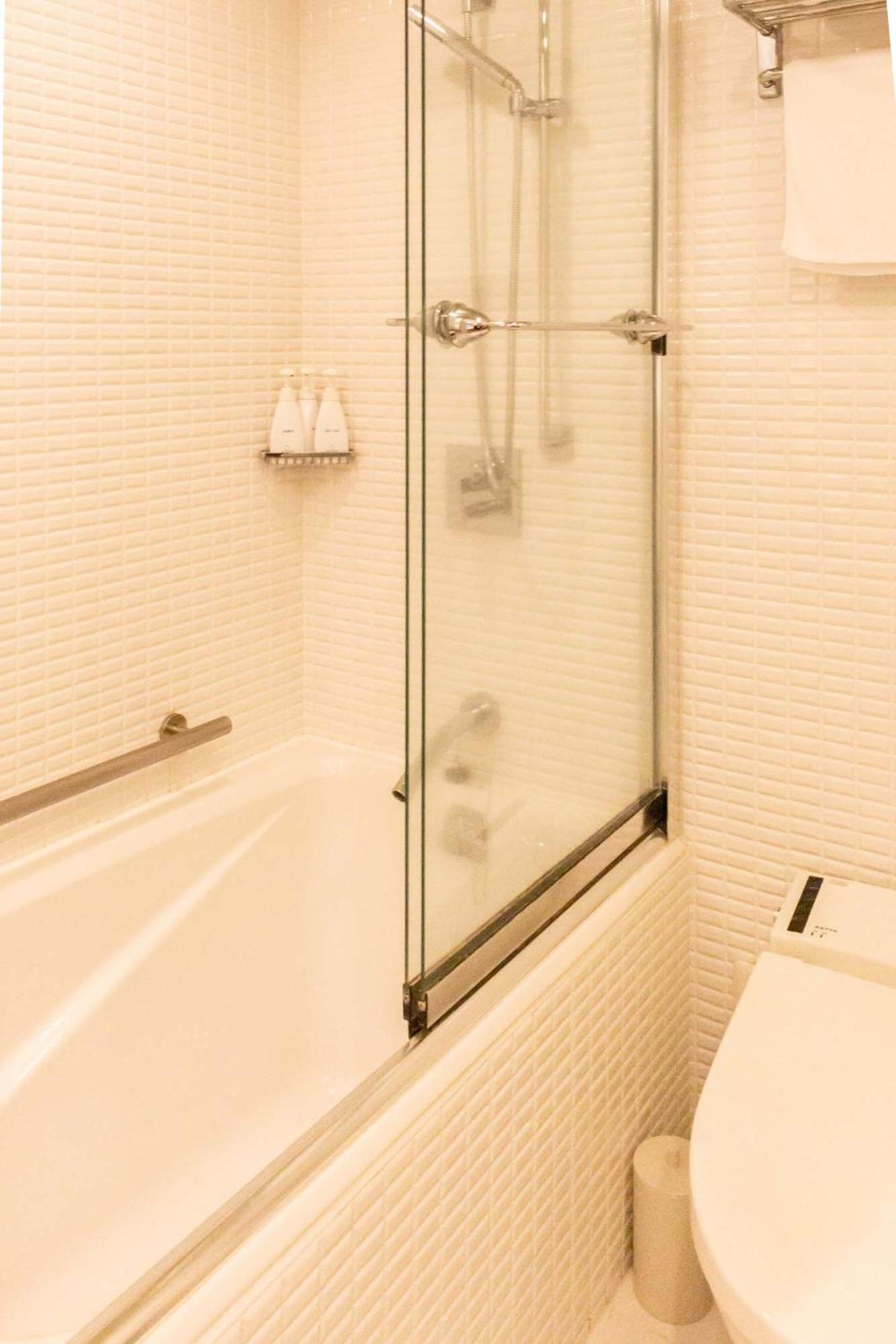 Double Room with Small Double Bed and Bath photo 3