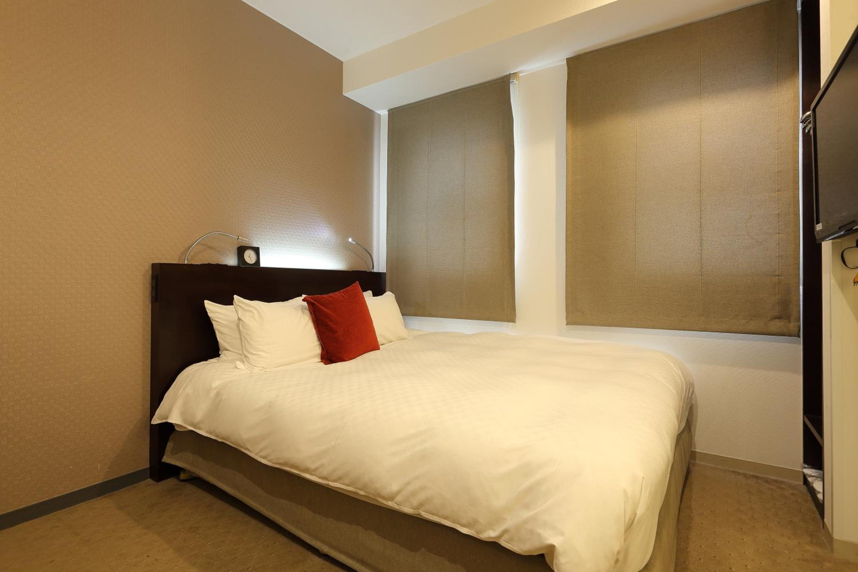 Double Room - Photo 6