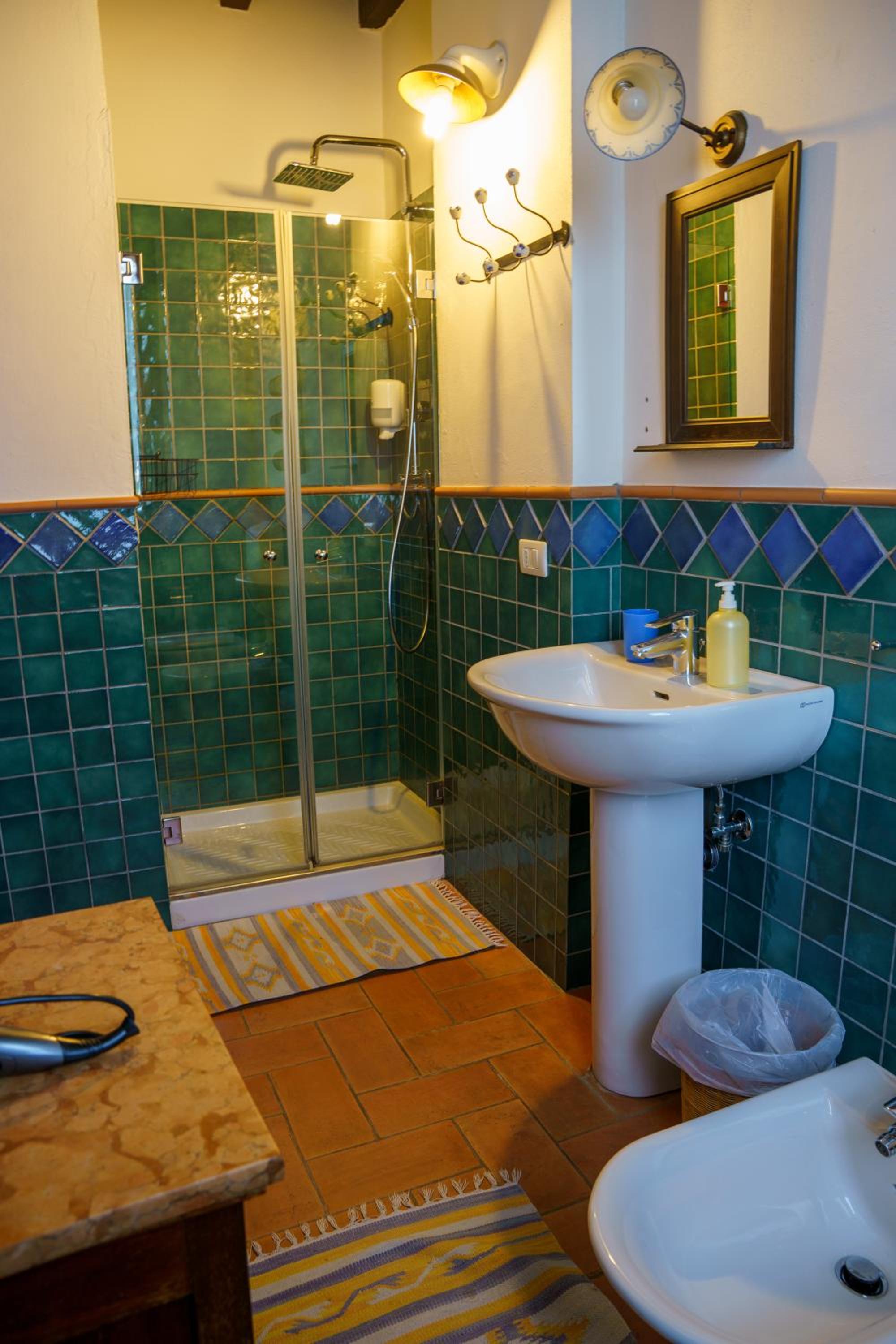Basic Triple Room - Photo 9