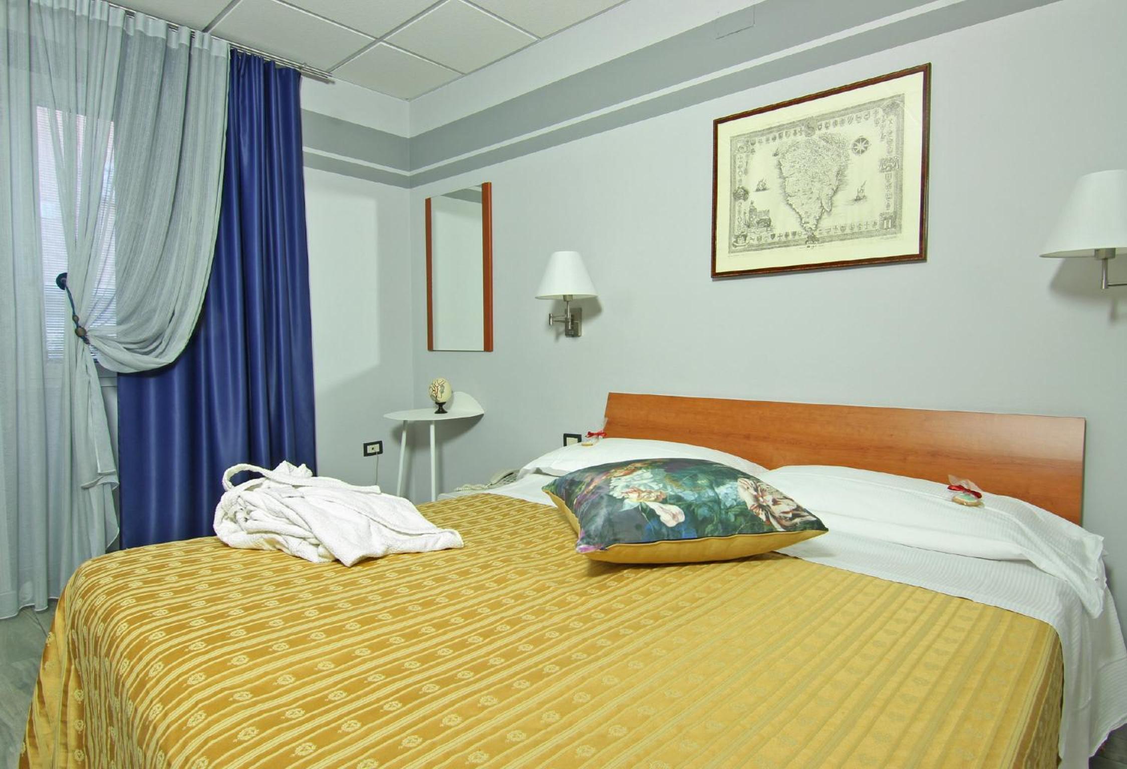 Double Room - Photo 31