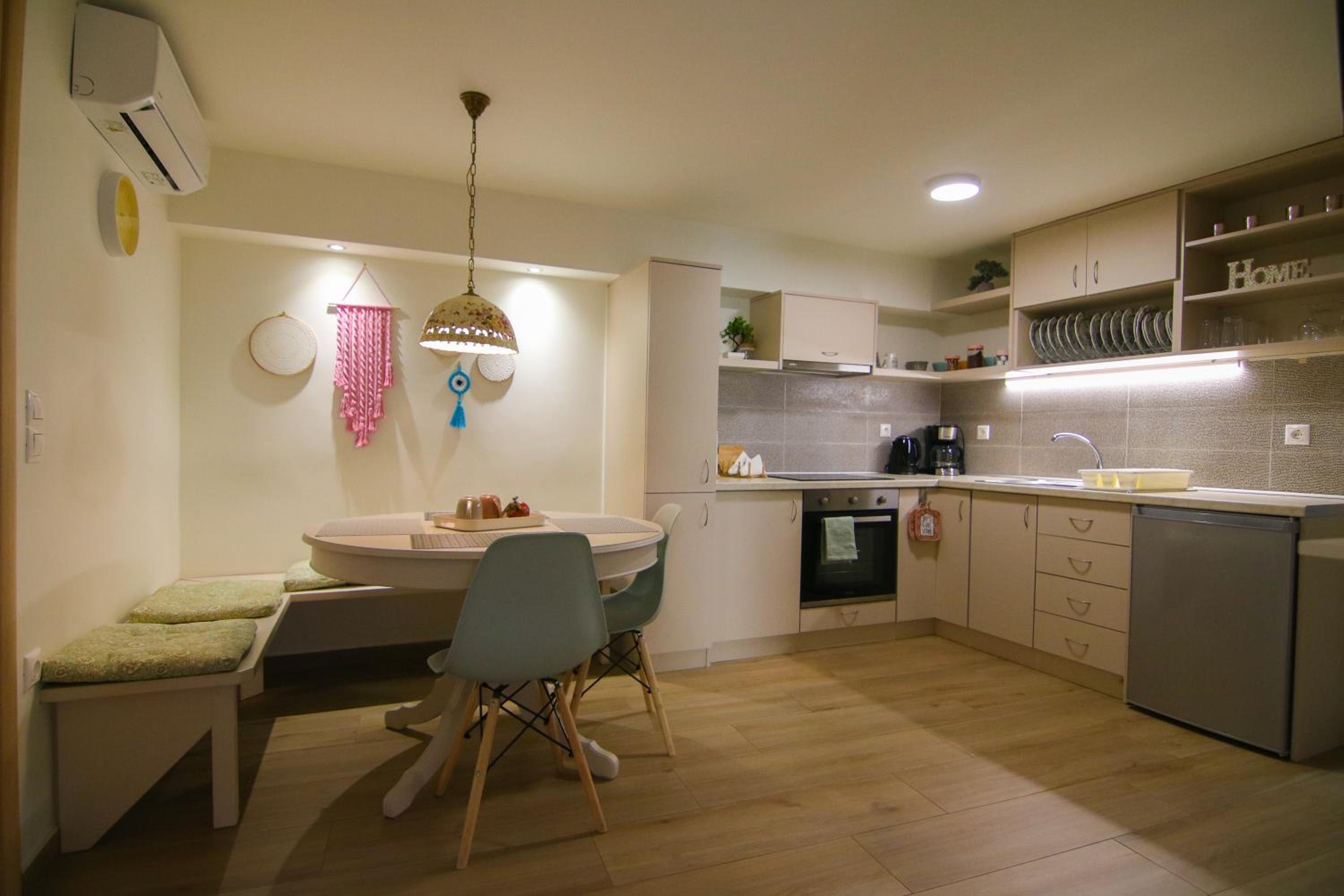 Two-Bedroom Apartment - Photo 18