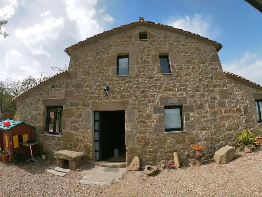 Three-Bedroom House photo 3